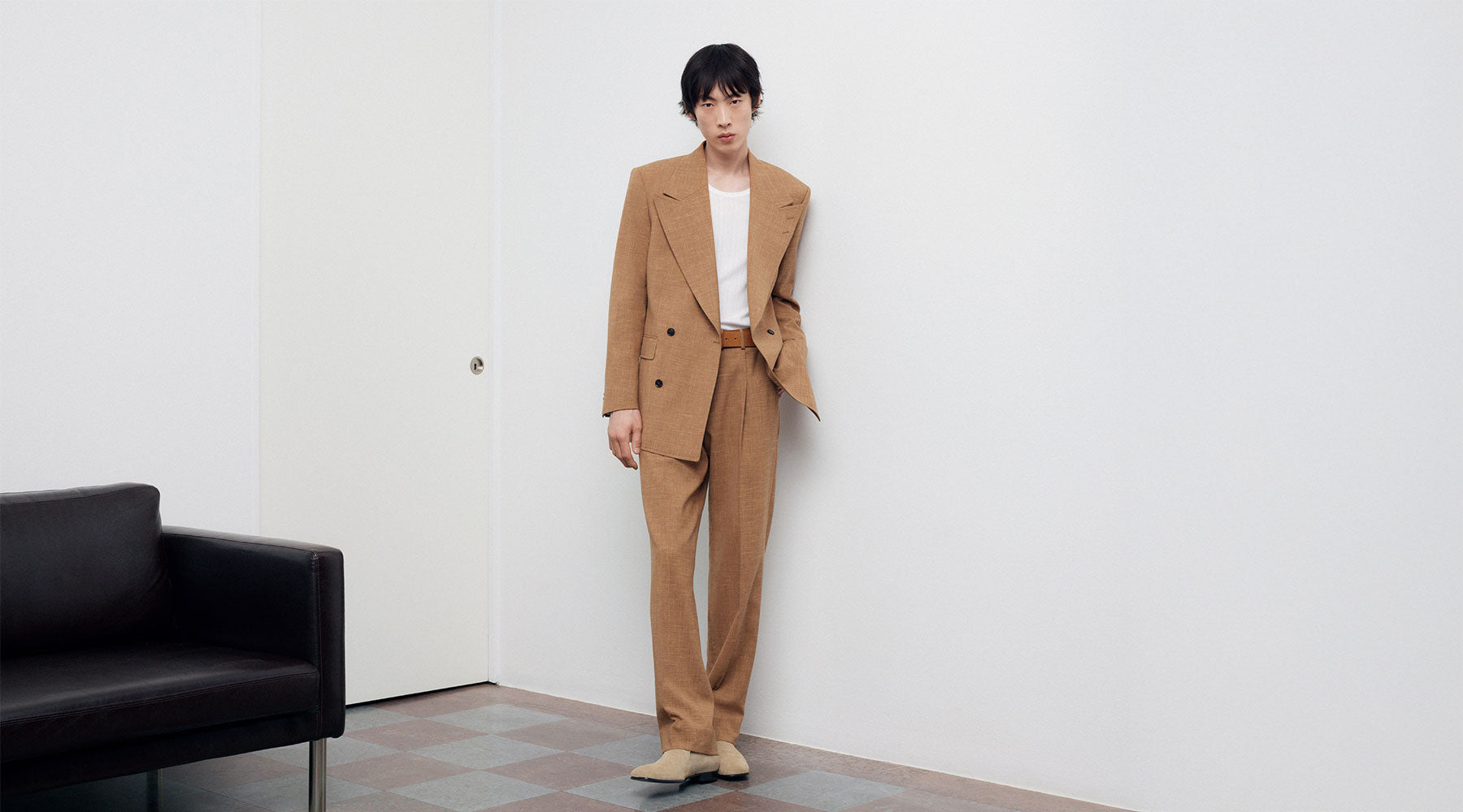 What to Wear with Chinos: 6 Outfit Ideas to Try On