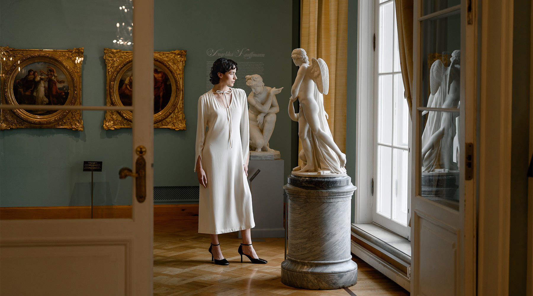 CURTAIN-RAISING: BEIGE | BROWN INTRODUCES PRE-FALL COLLECTION