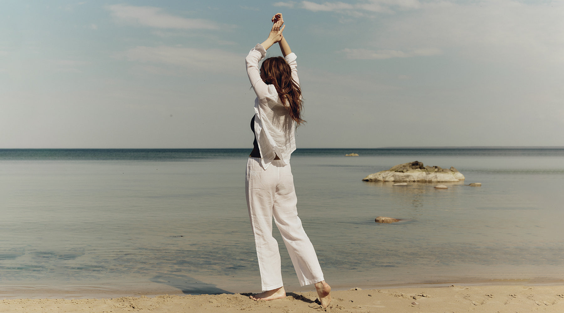 Beachwear Guide and Beach Outfit Ideas for YEAR_TO_CHANGE