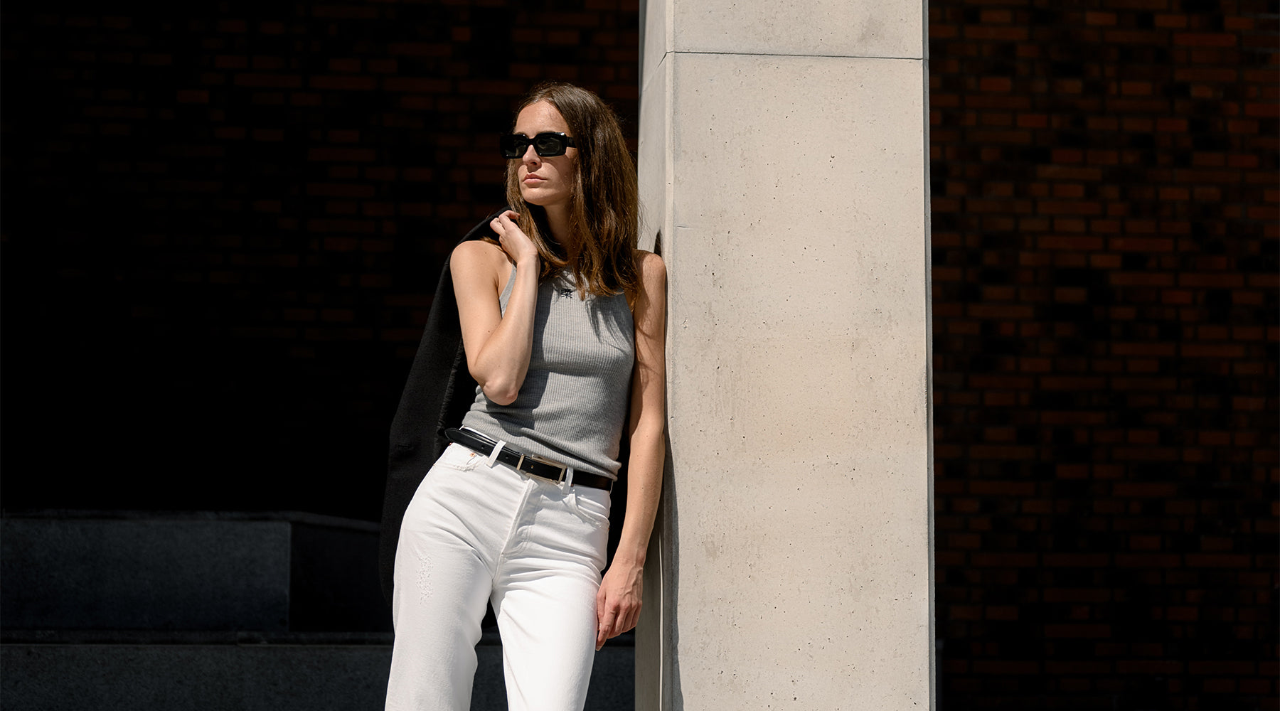 How to Style White Jeans in YEAR_TO_CHANGE