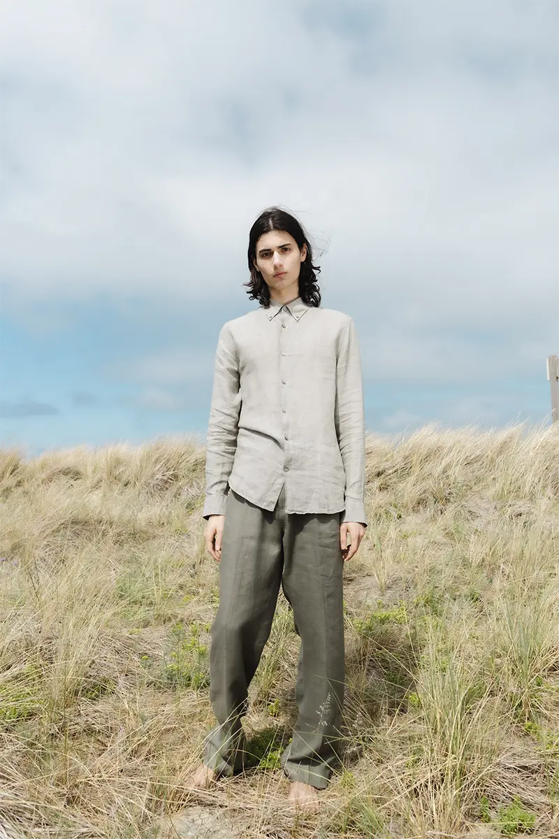 Relaxed-fit linen shirt SANKT and Linen casual trousers ISCOVE