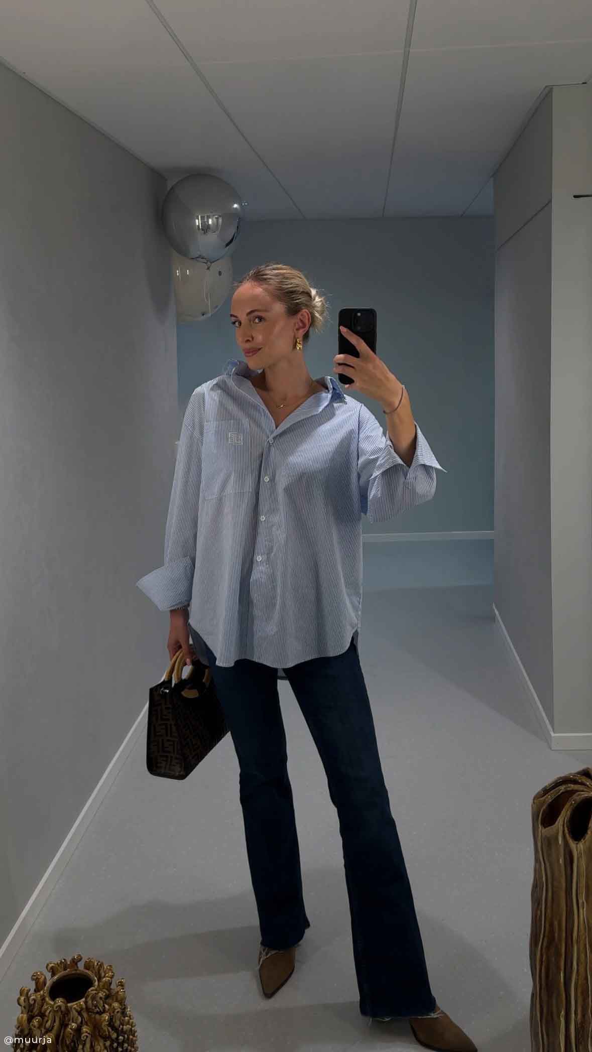 Oversized striped shirt and High-rise bootcut jeans LILAH