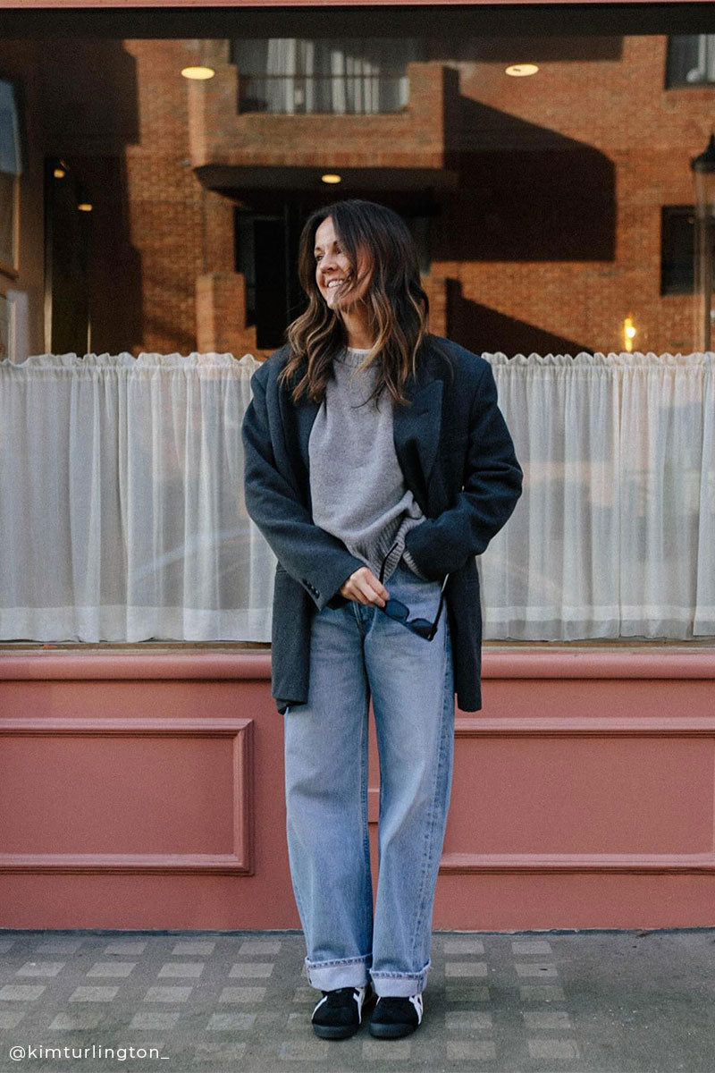 Oversized blazer and Roundneck cable-knit pullover