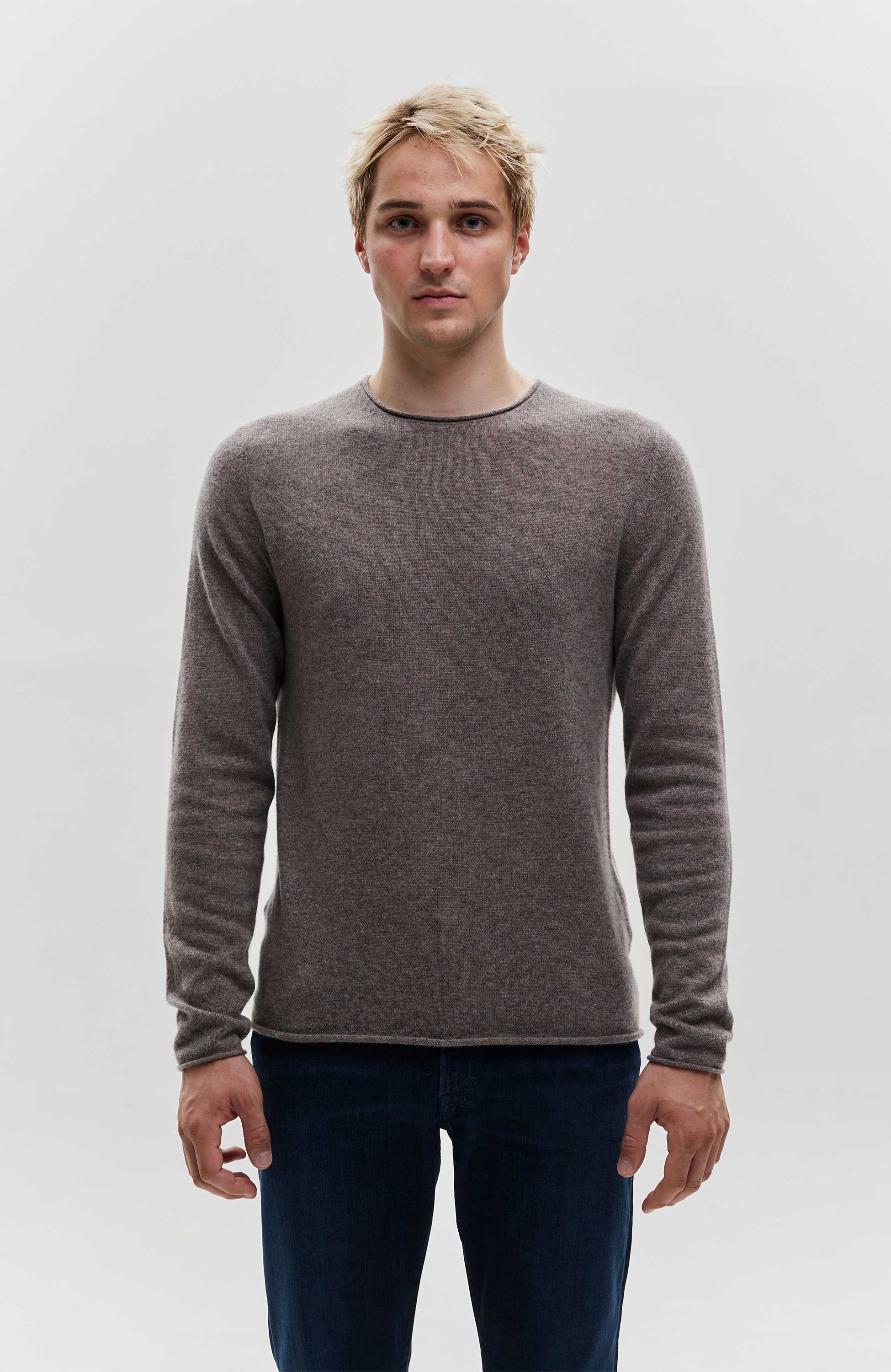 Crewneck cashmere pullover