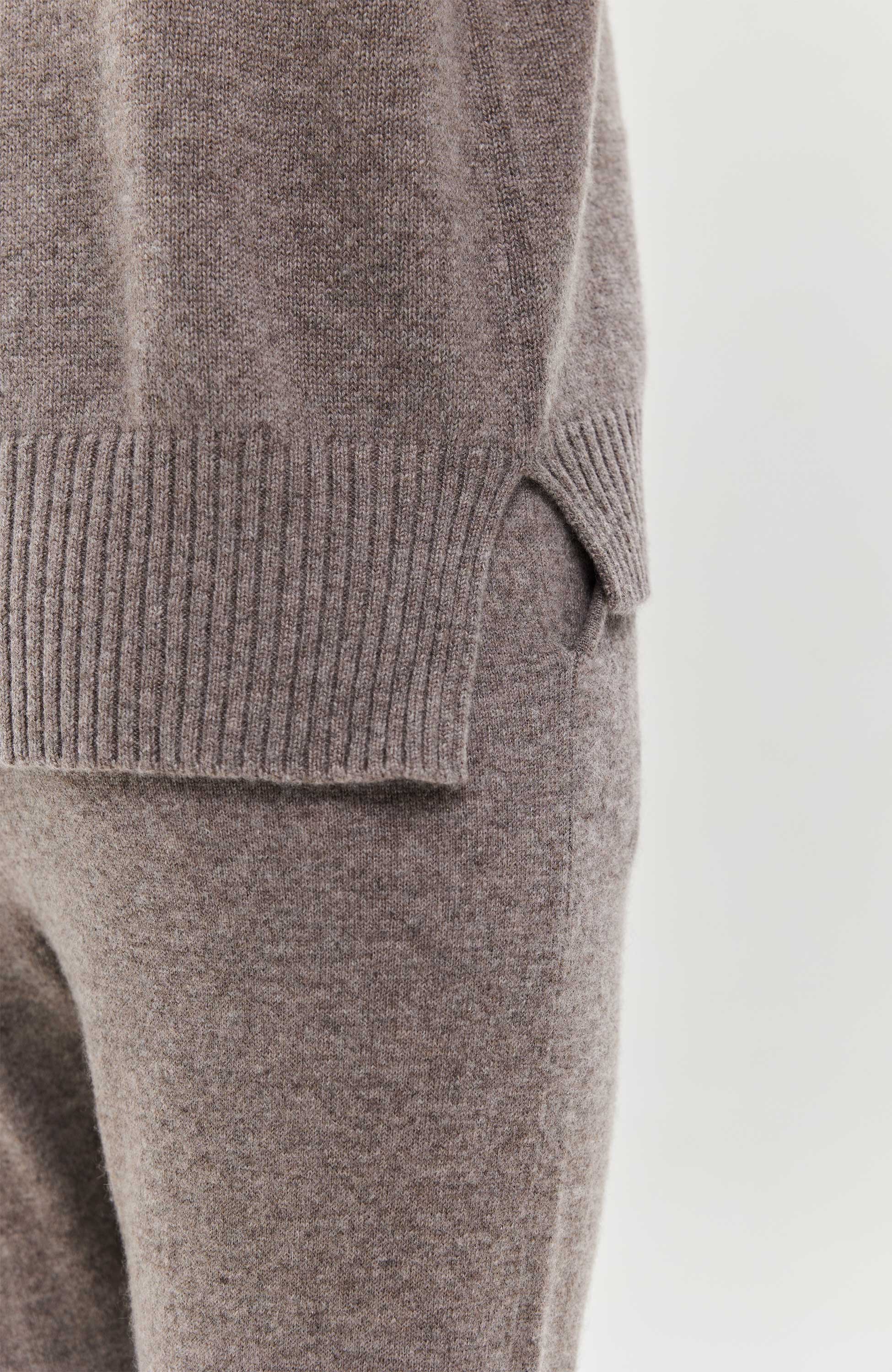 Ftc cashmere Beige Highneck relaxed-fit pullover image 6