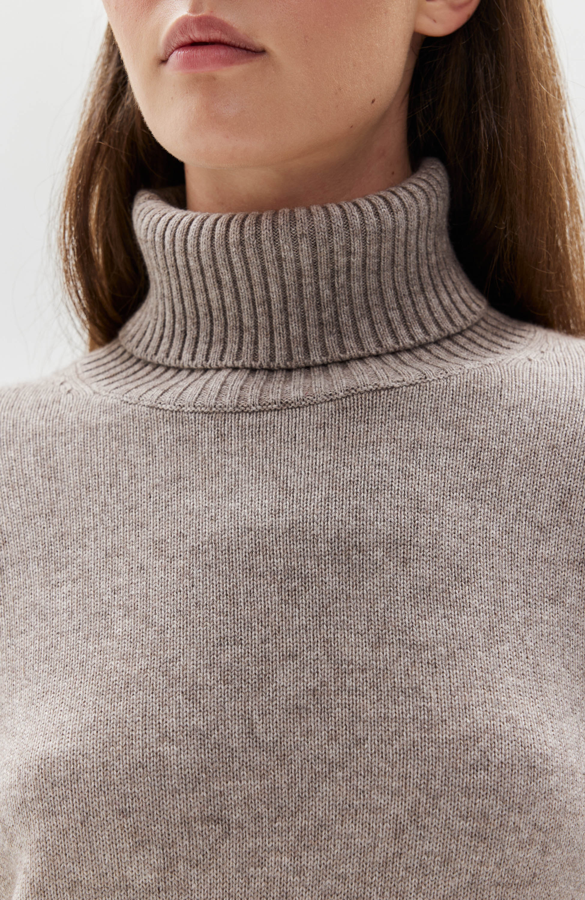Ftc cashmere Beige Kõrge kaelusega pullover image 6