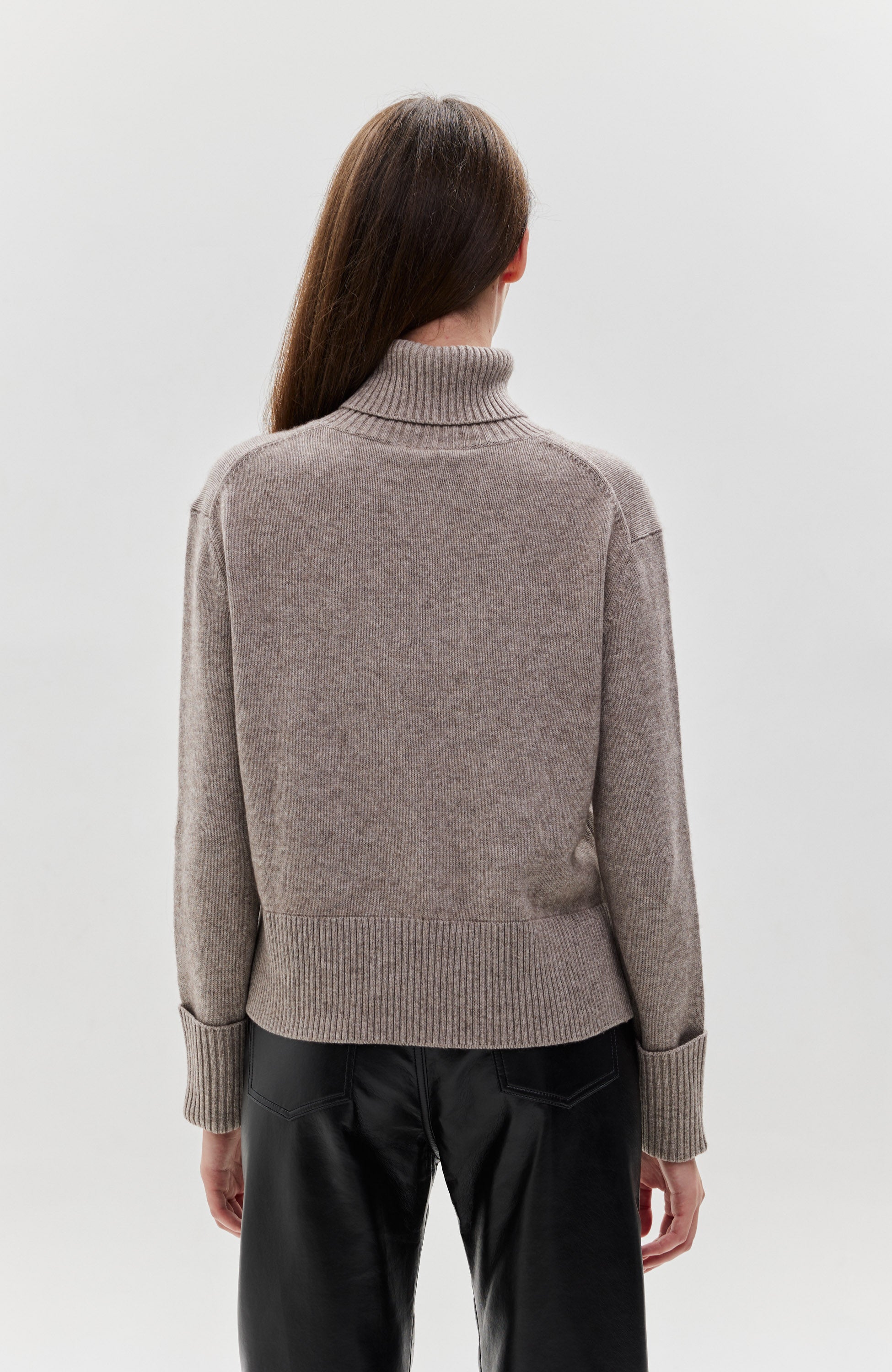 Ftc cashmere Beige Kõrge kaelusega pullover image 4