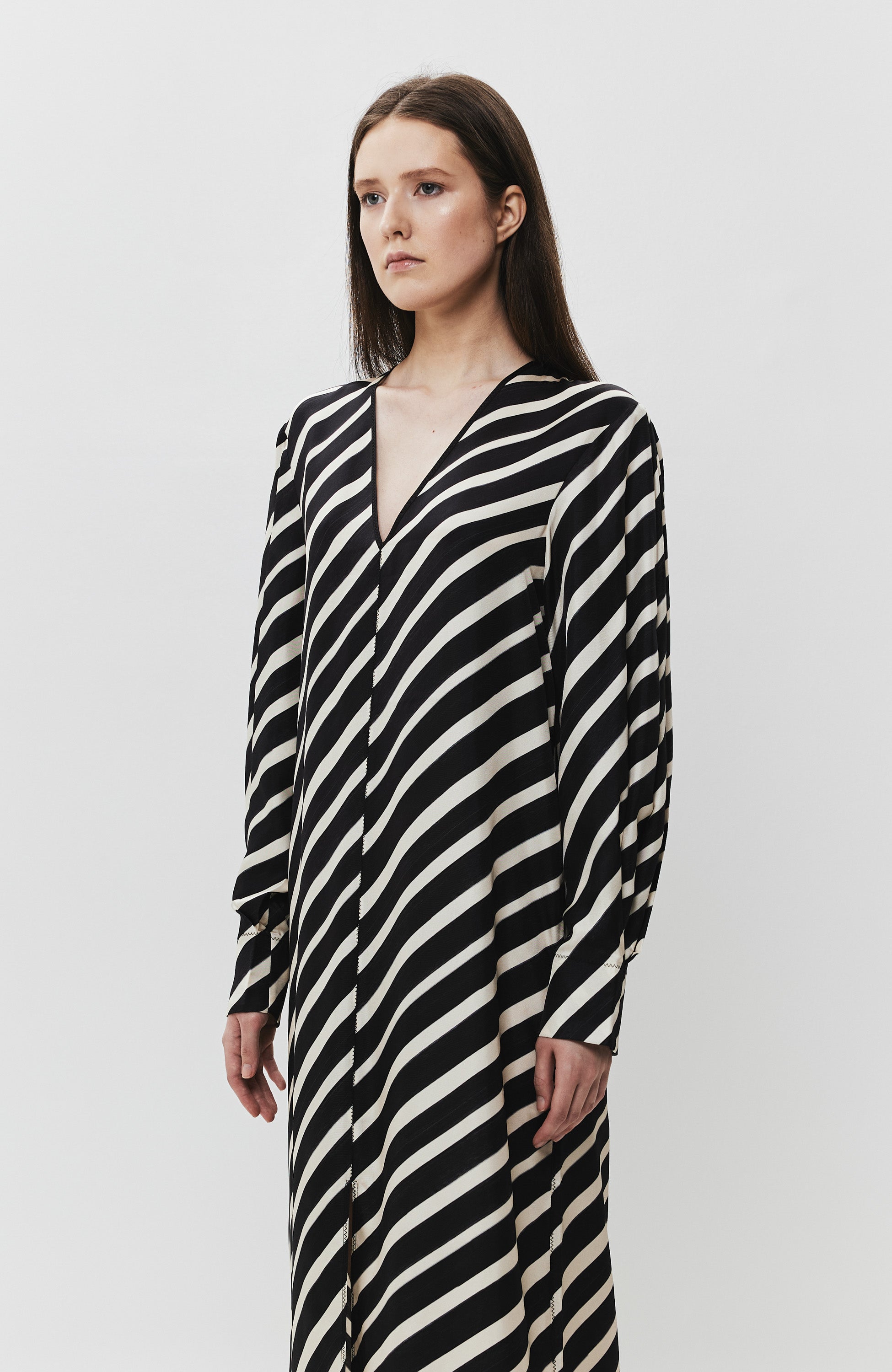 House of dagmar Black Silk v-neck dress image 3