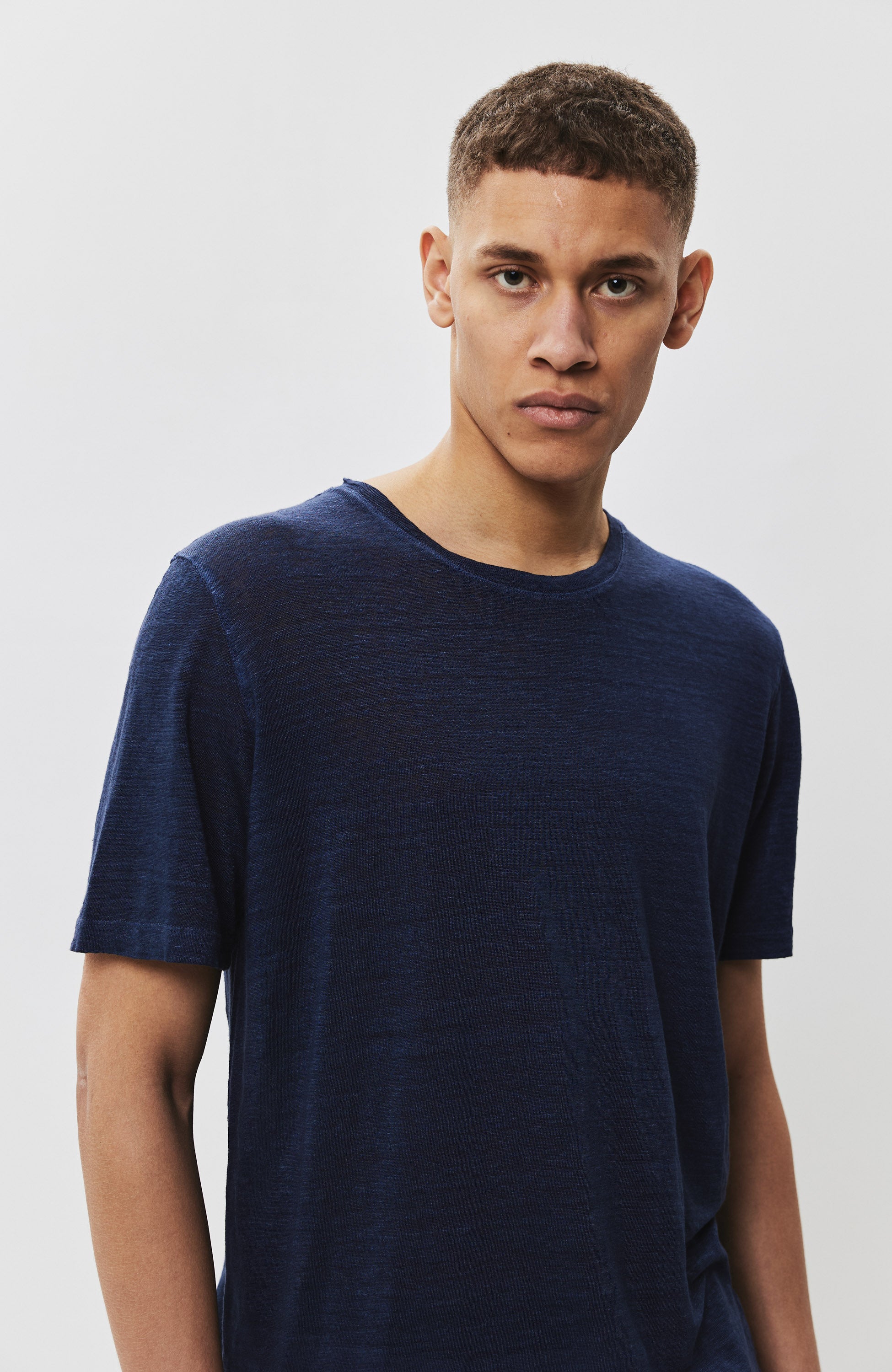 120% lino Navy Linen basic t-shirt image 4