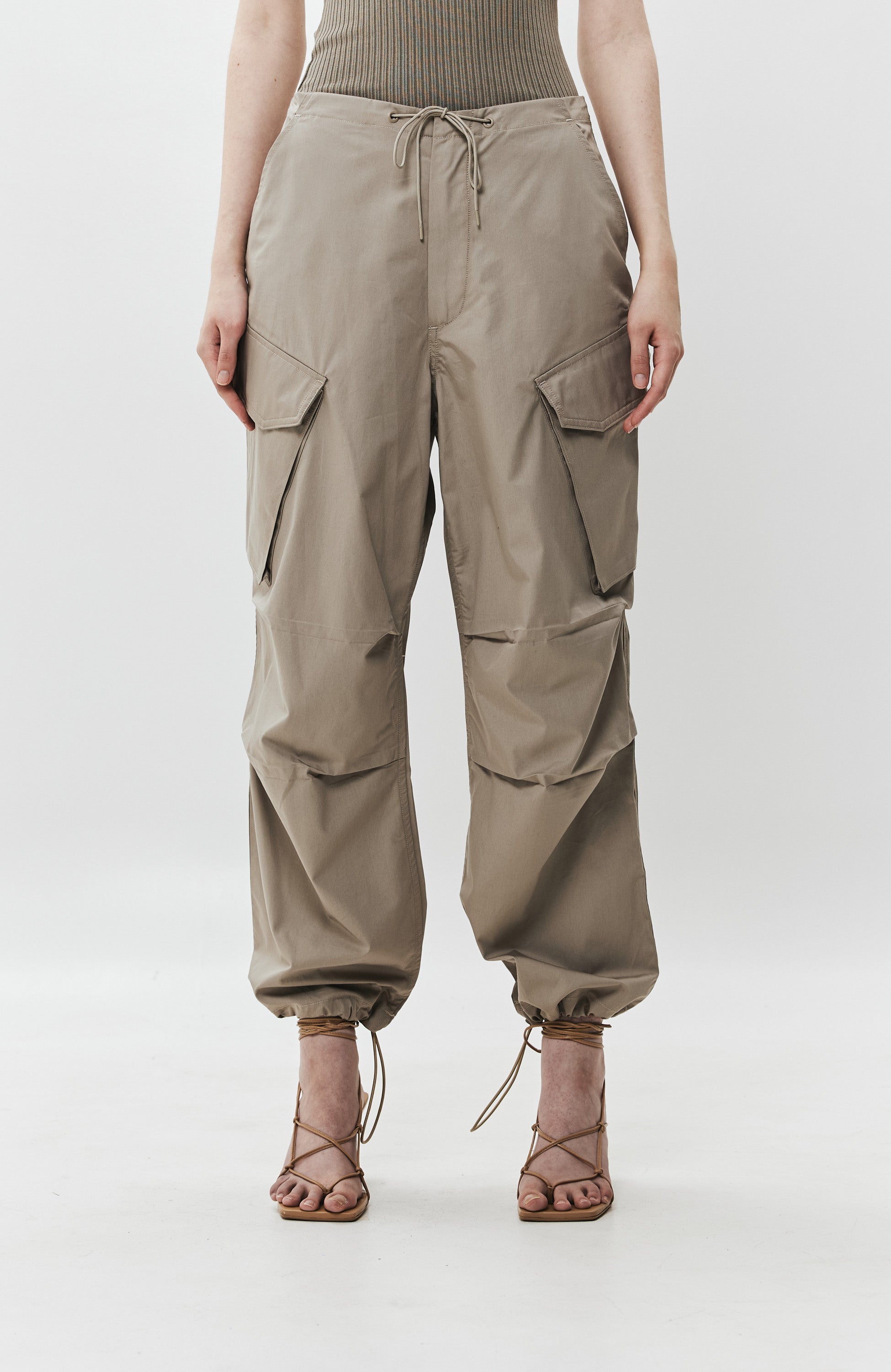 Agolde Neutral Cargo cotton trousers ginerva image 3