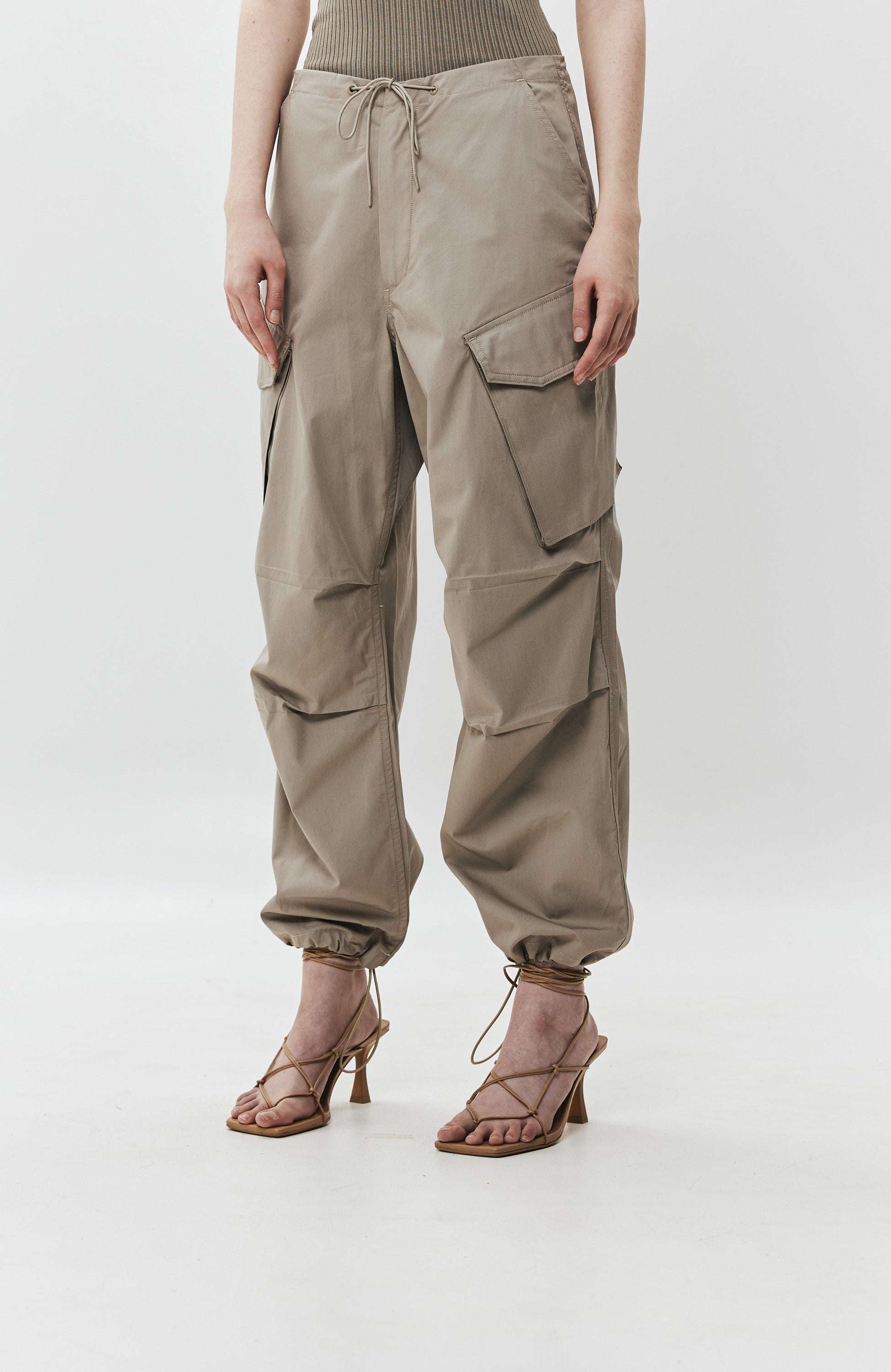Agolde Neutral Cargo cotton trousers ginerva image 4