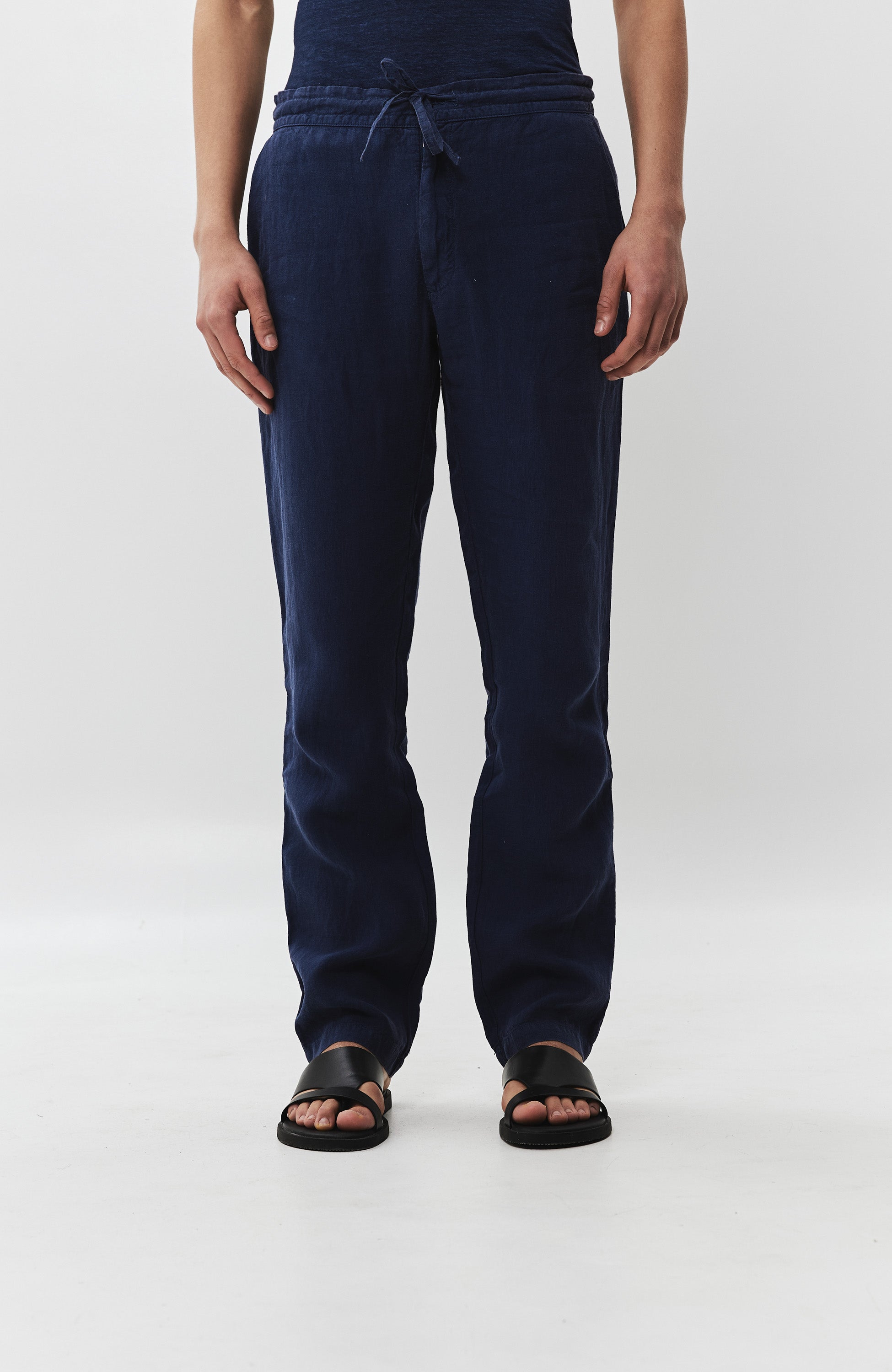 Drawstring-fastened linen trousers