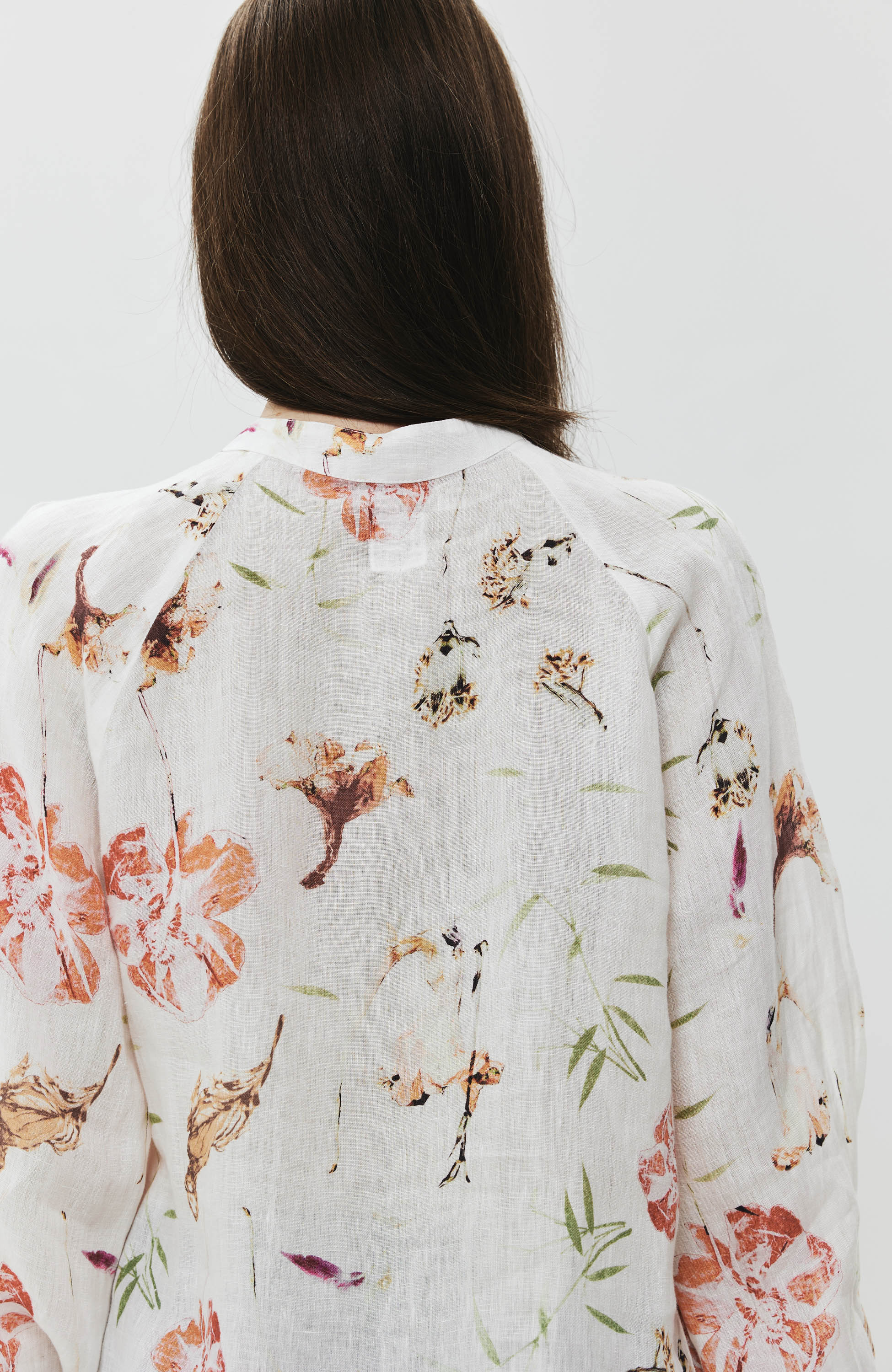 120% lino White Floral printed linen blouse image 5