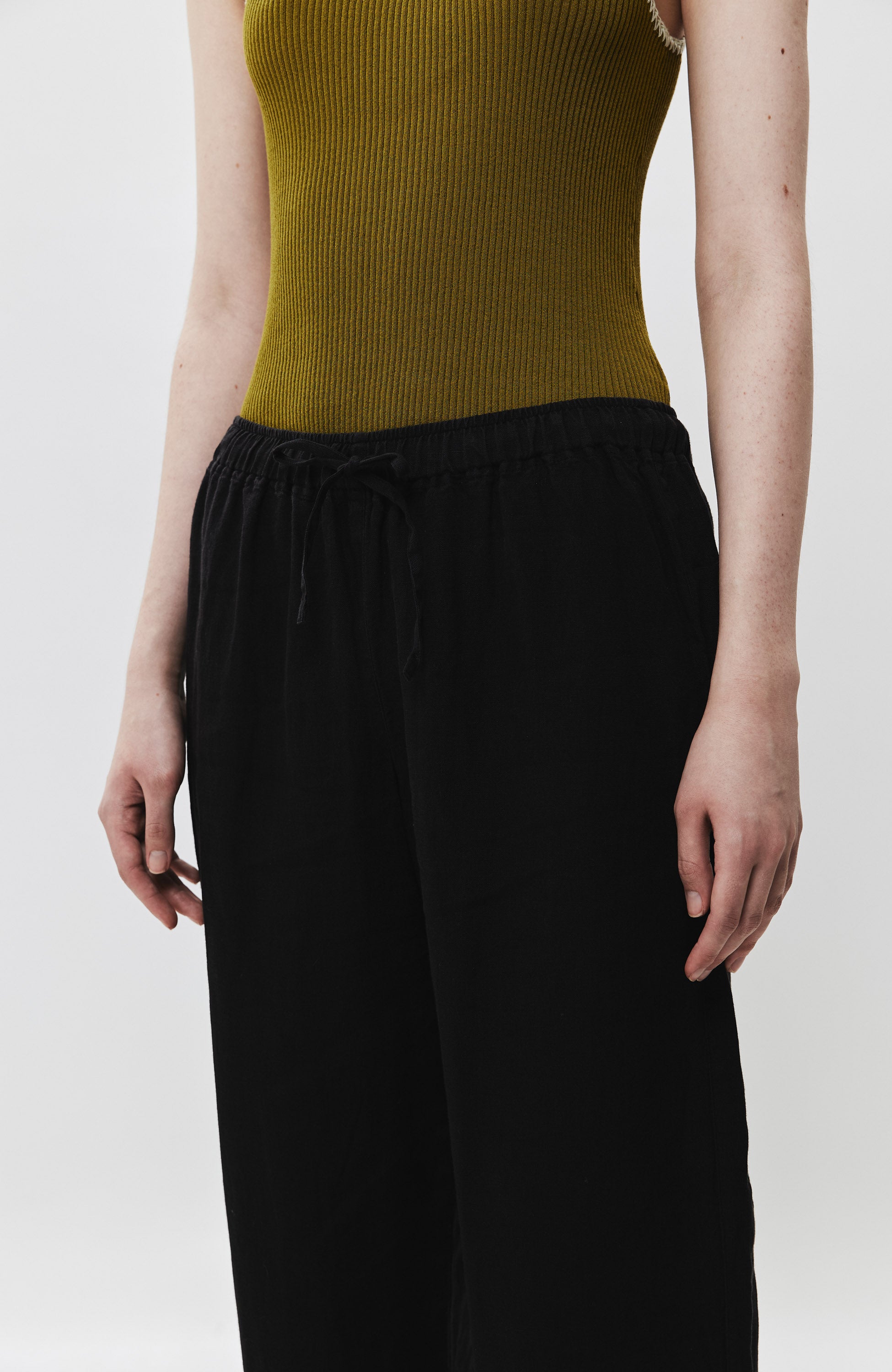 120% lino Black Straight-leg linen trousers image 5