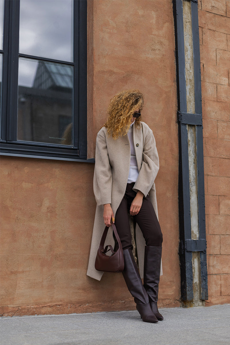 Belted relaxed coat CAMERON and High-rise straight trousers ROMY