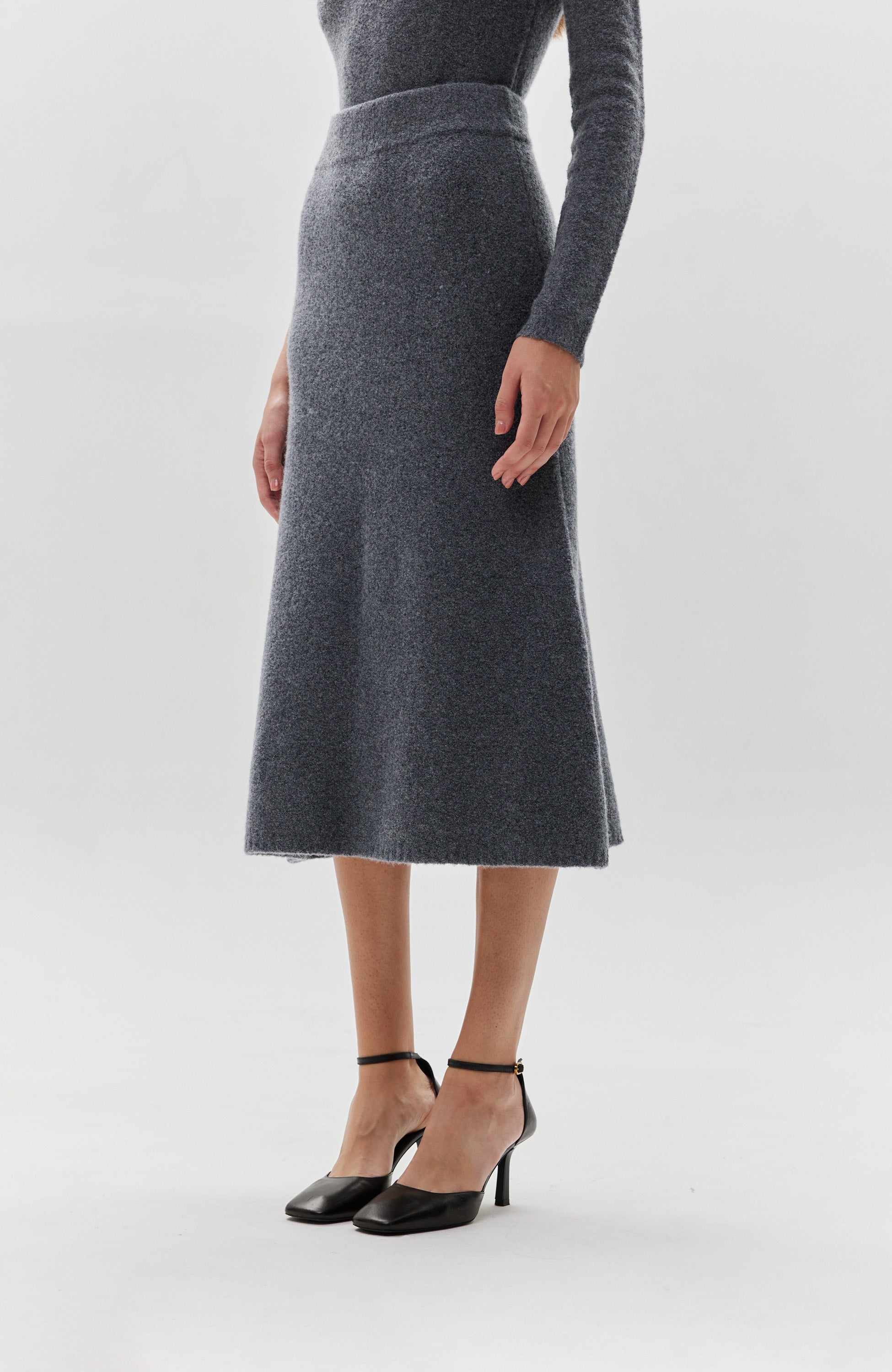 Lisa yang Grey Cashmere boucle skirt kael image 3