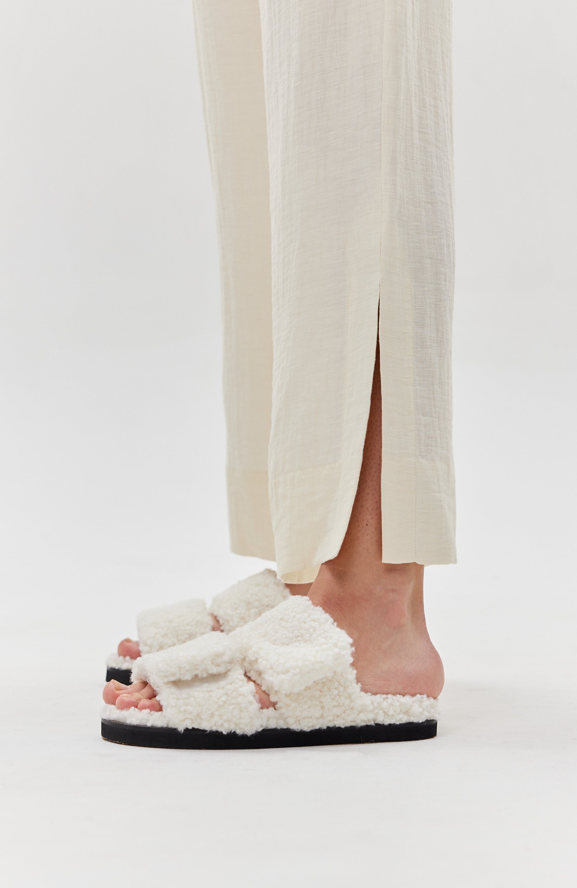 House of dagmar White Flowy trousers image 6
