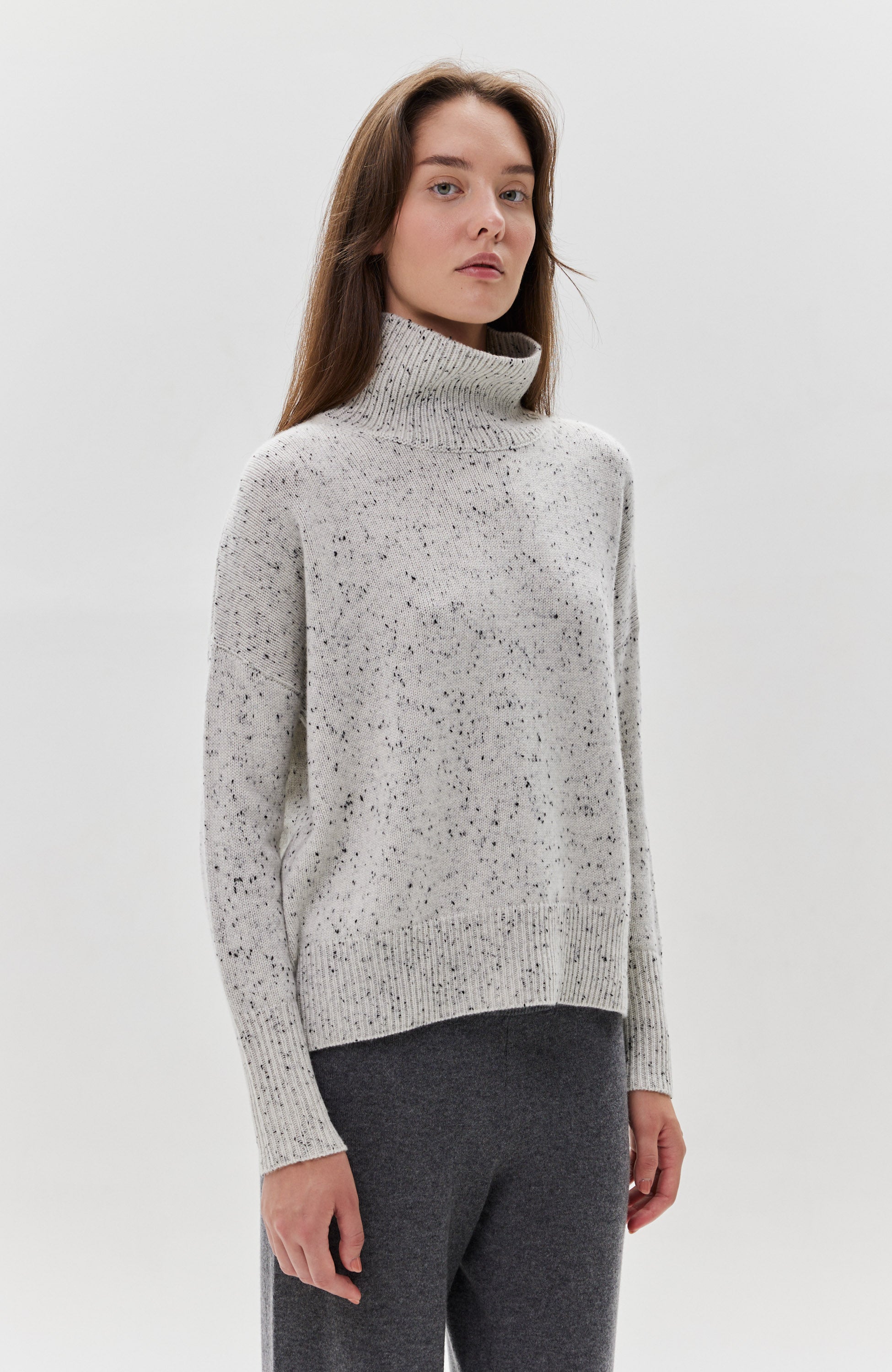 Lisa yang Grey Highneck cashmere sweater heidi blender image 3
