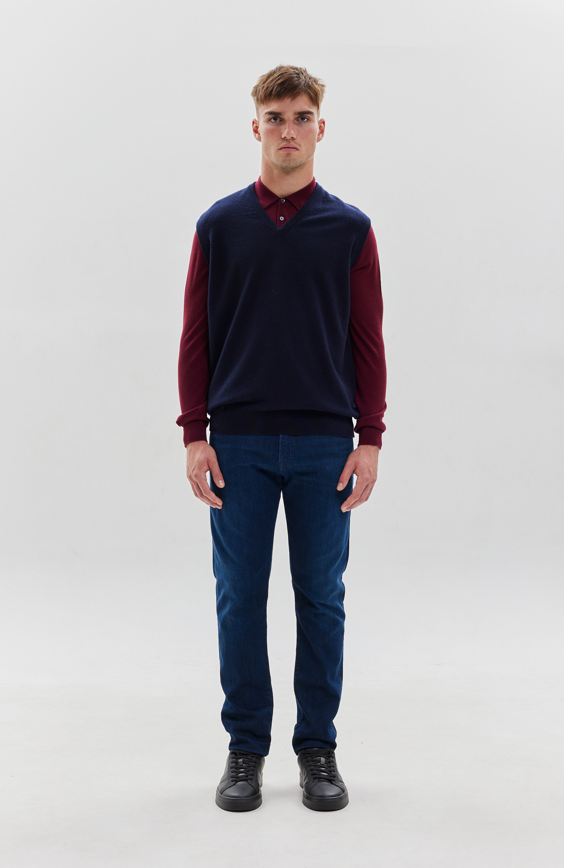Johnstons of elgin Navy V-neck cashmere vest image 4