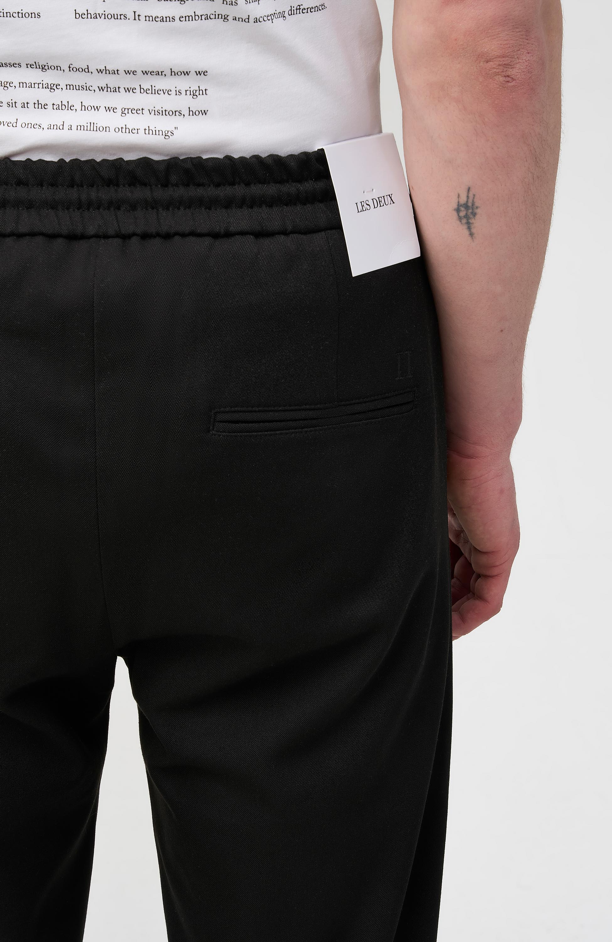 Les deux Black Tapered drawstring pants como image 6