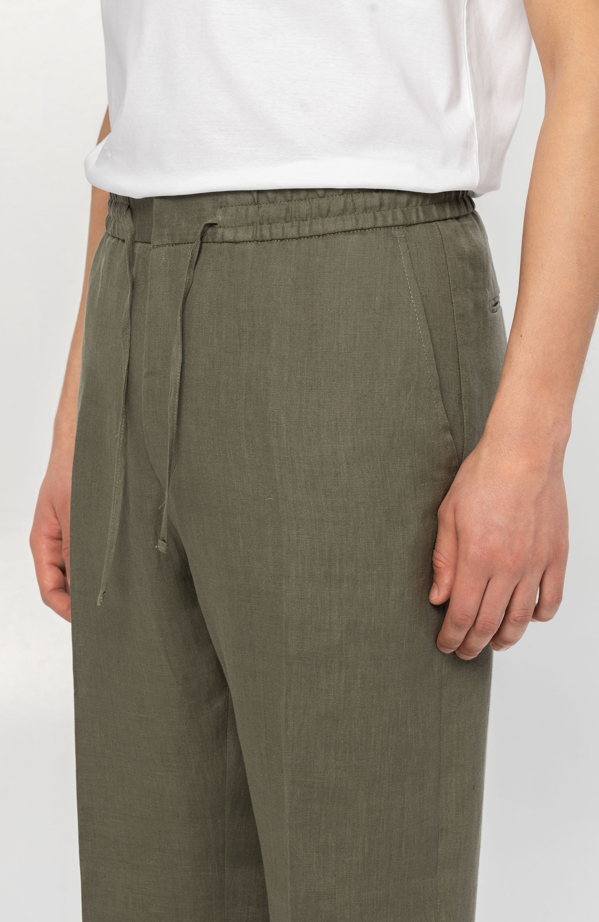Tiger of sweden Green Linen casual trousers iscove image 6