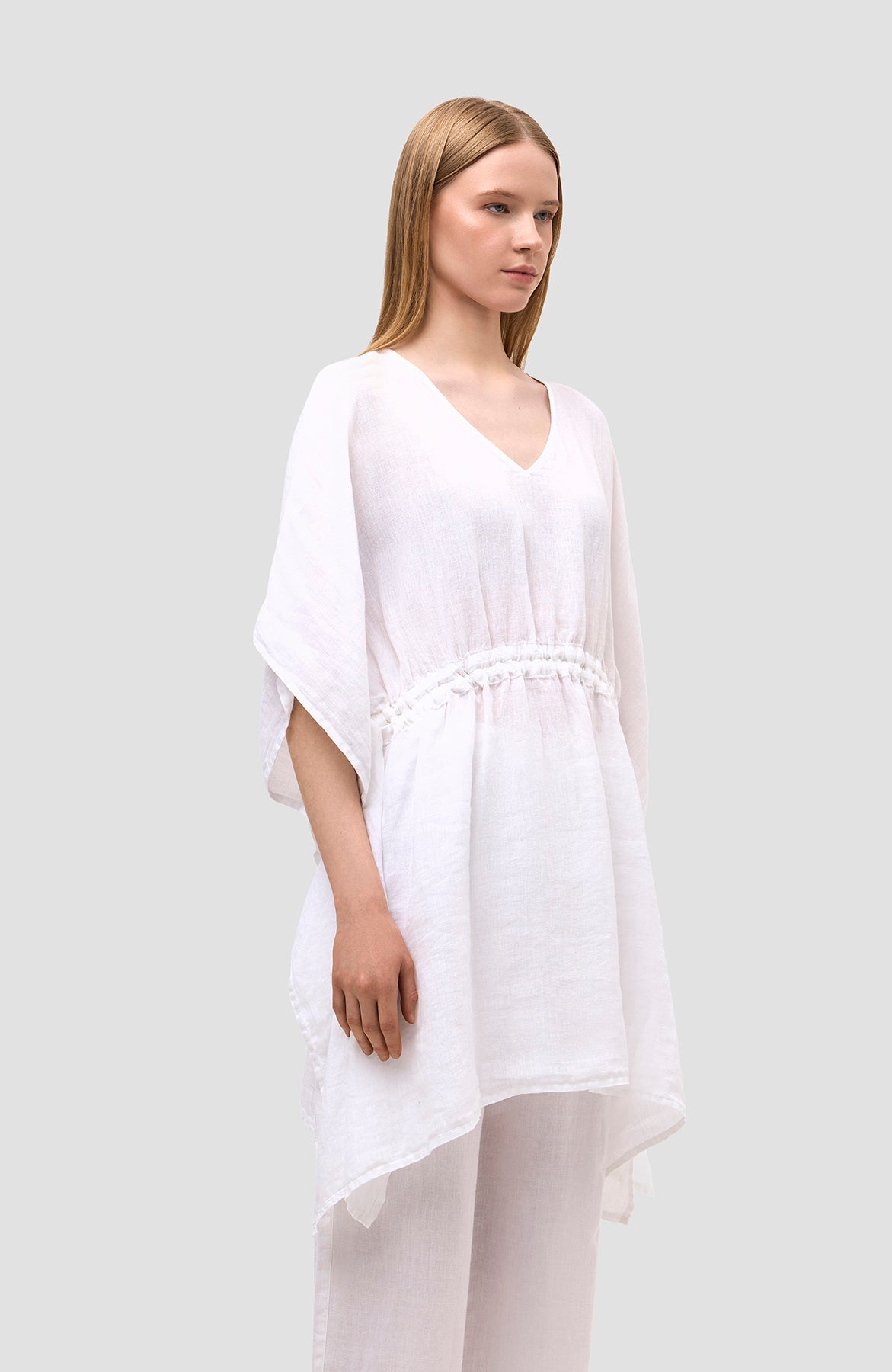 120% lino White Linen tie-waist tunic image 3