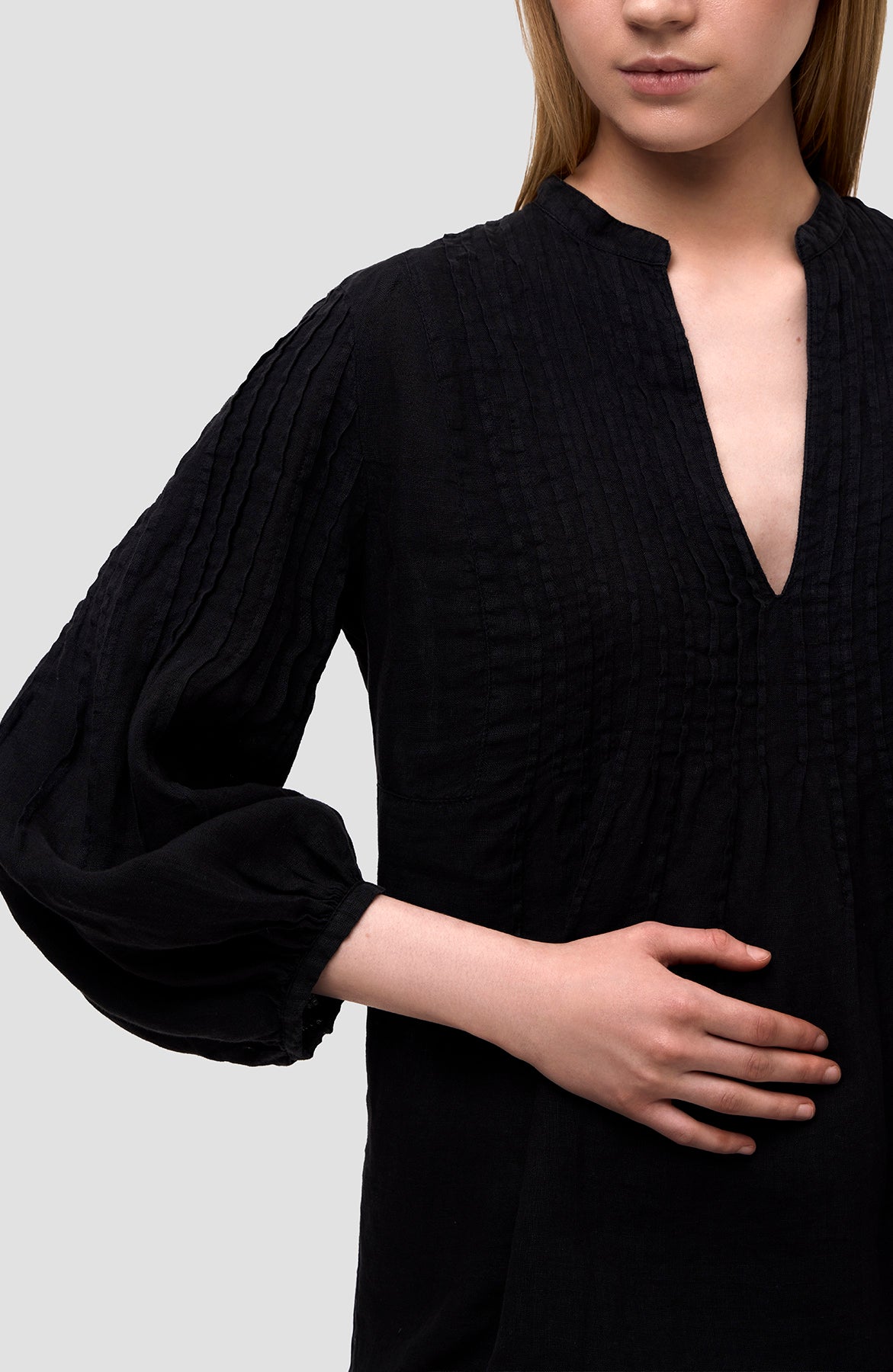 120% lino Black Puff-sleeve linen blouse image 6