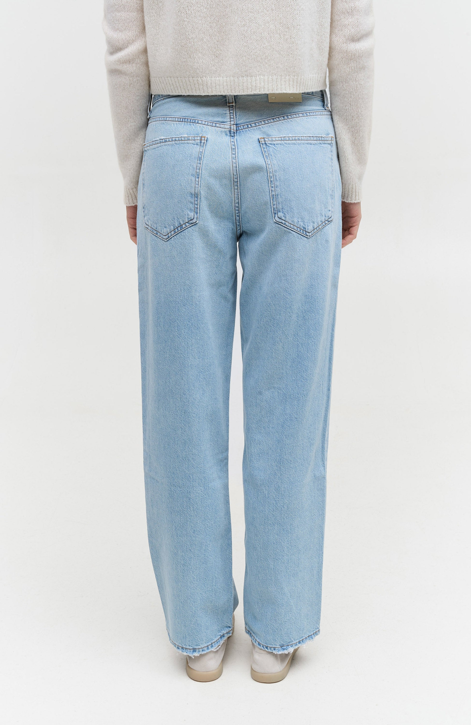 Agolde Blue Criss cross upsized jeans image 4