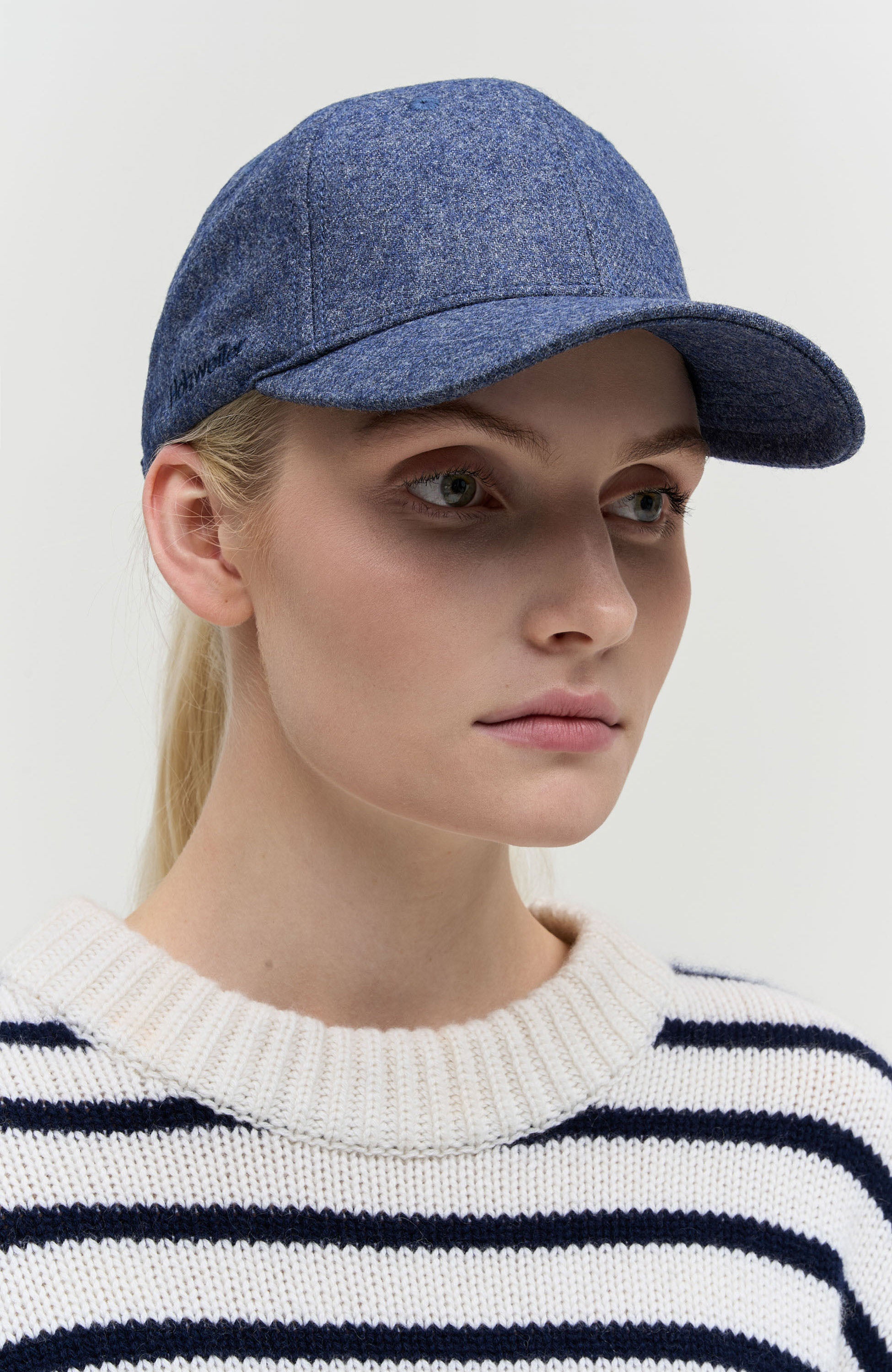 Holzweiler Blue Wool melange cap sirup image 3