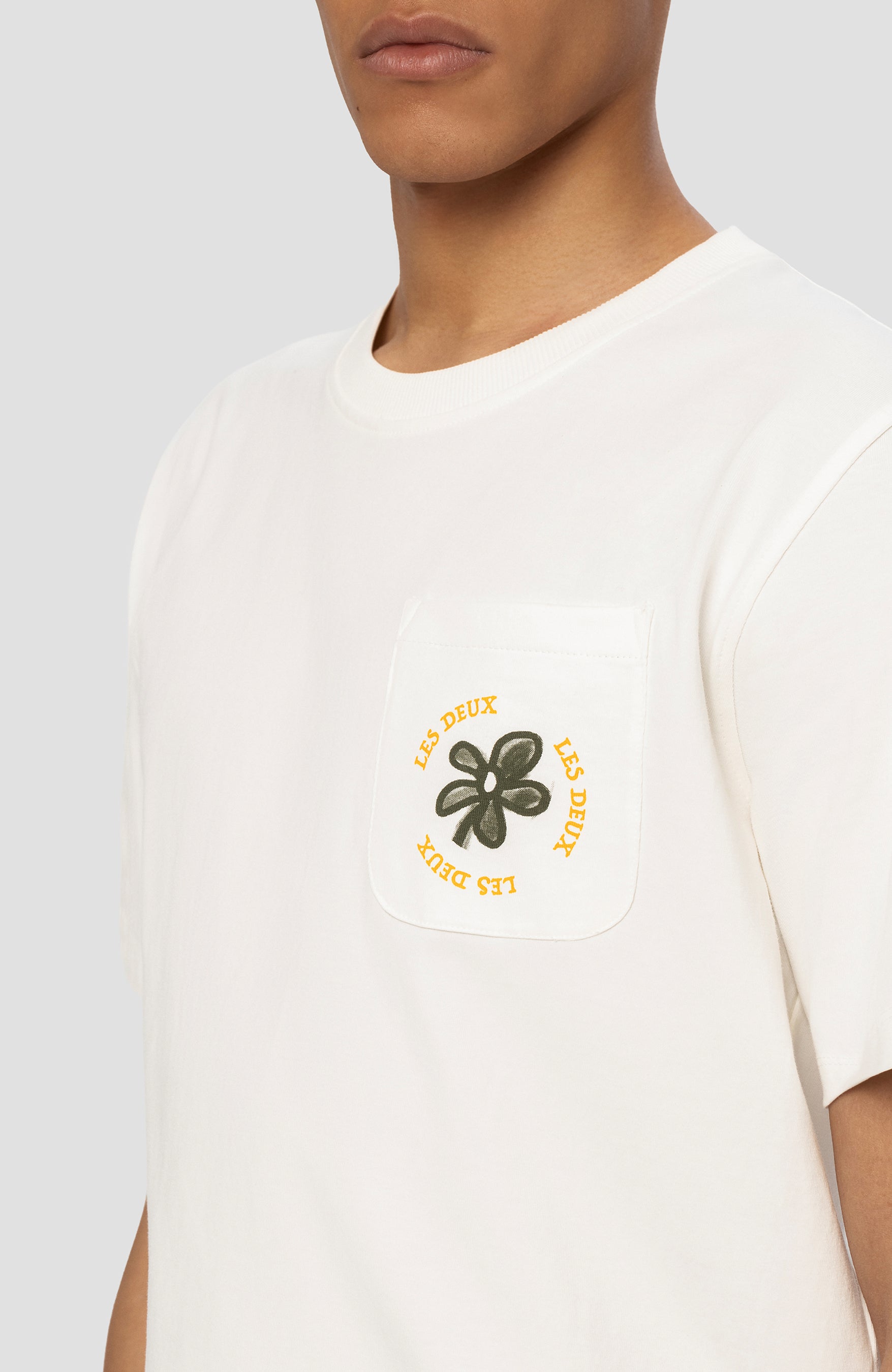 Les deux Neutral Flower-print t-shirt duality image 4