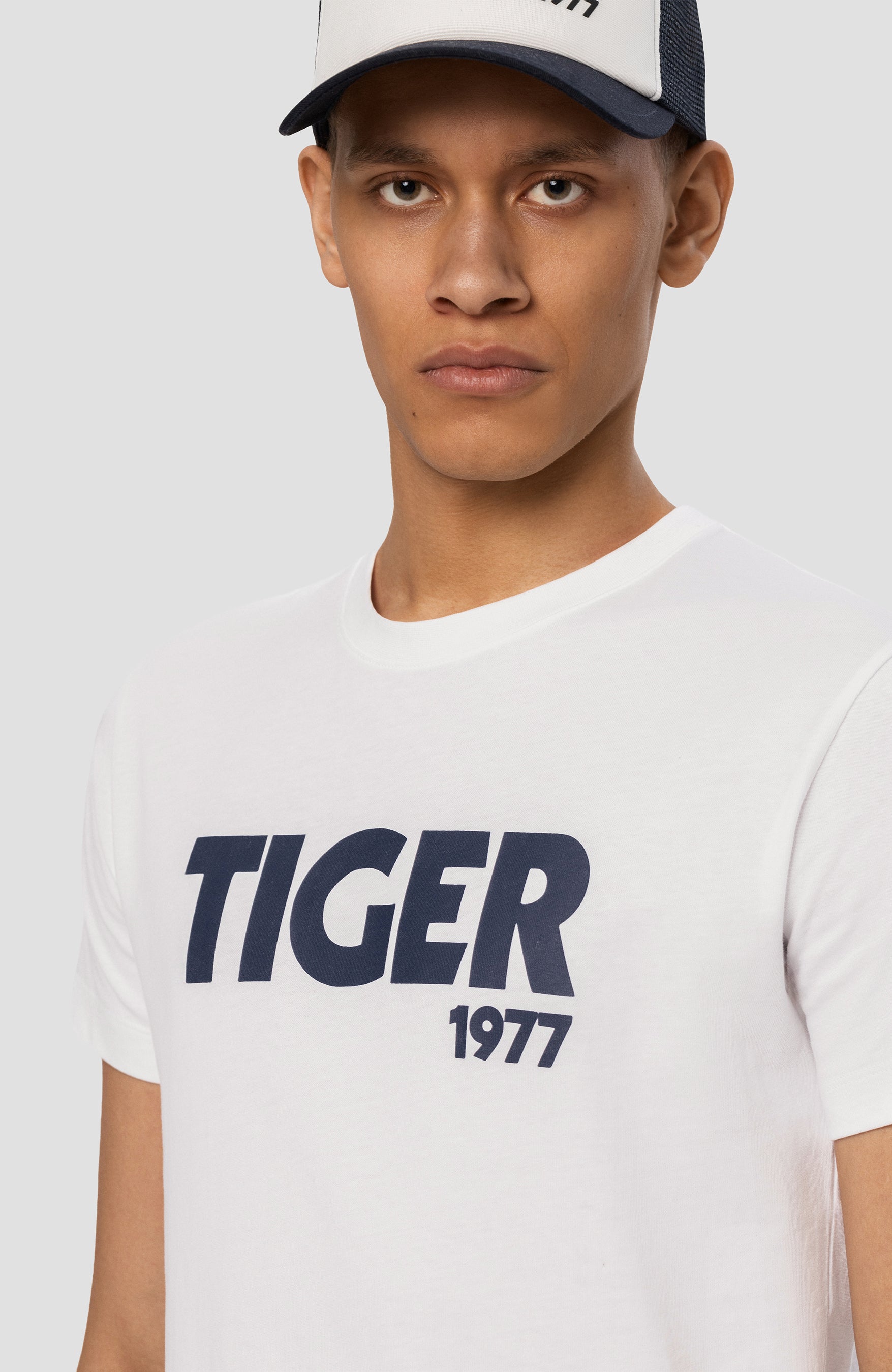 Tiger of sweden White Logo-printed t-shirt dillan image 6