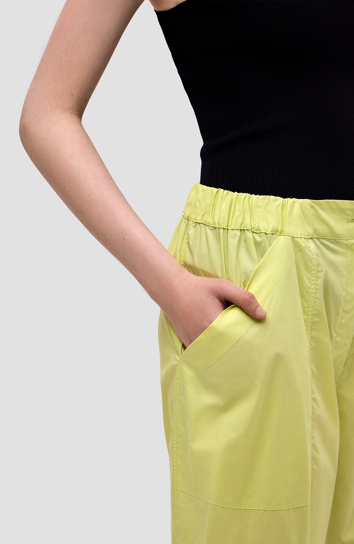 Erika cavallini Yellow Tapered-leg cargo trousers image 6