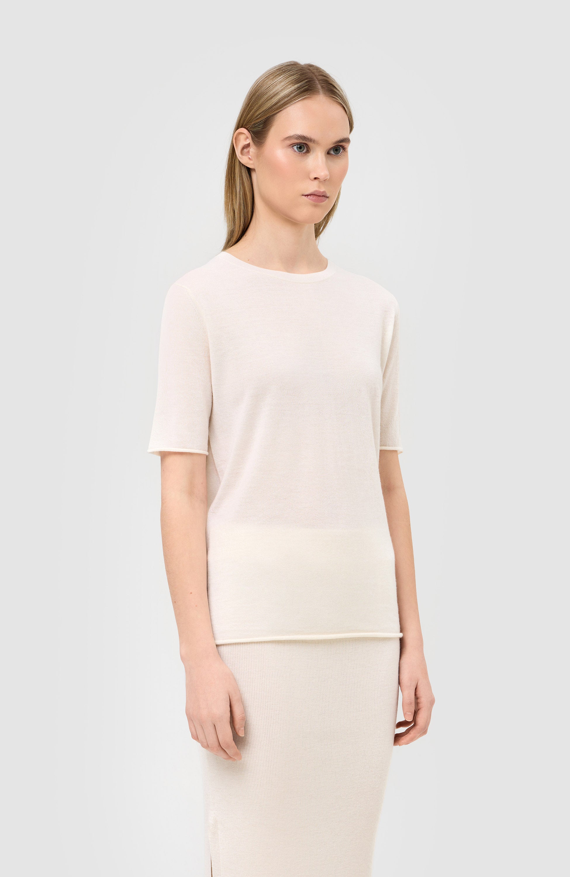 Lisa yang White Fine-knit cashmere t-shirt ari image 3