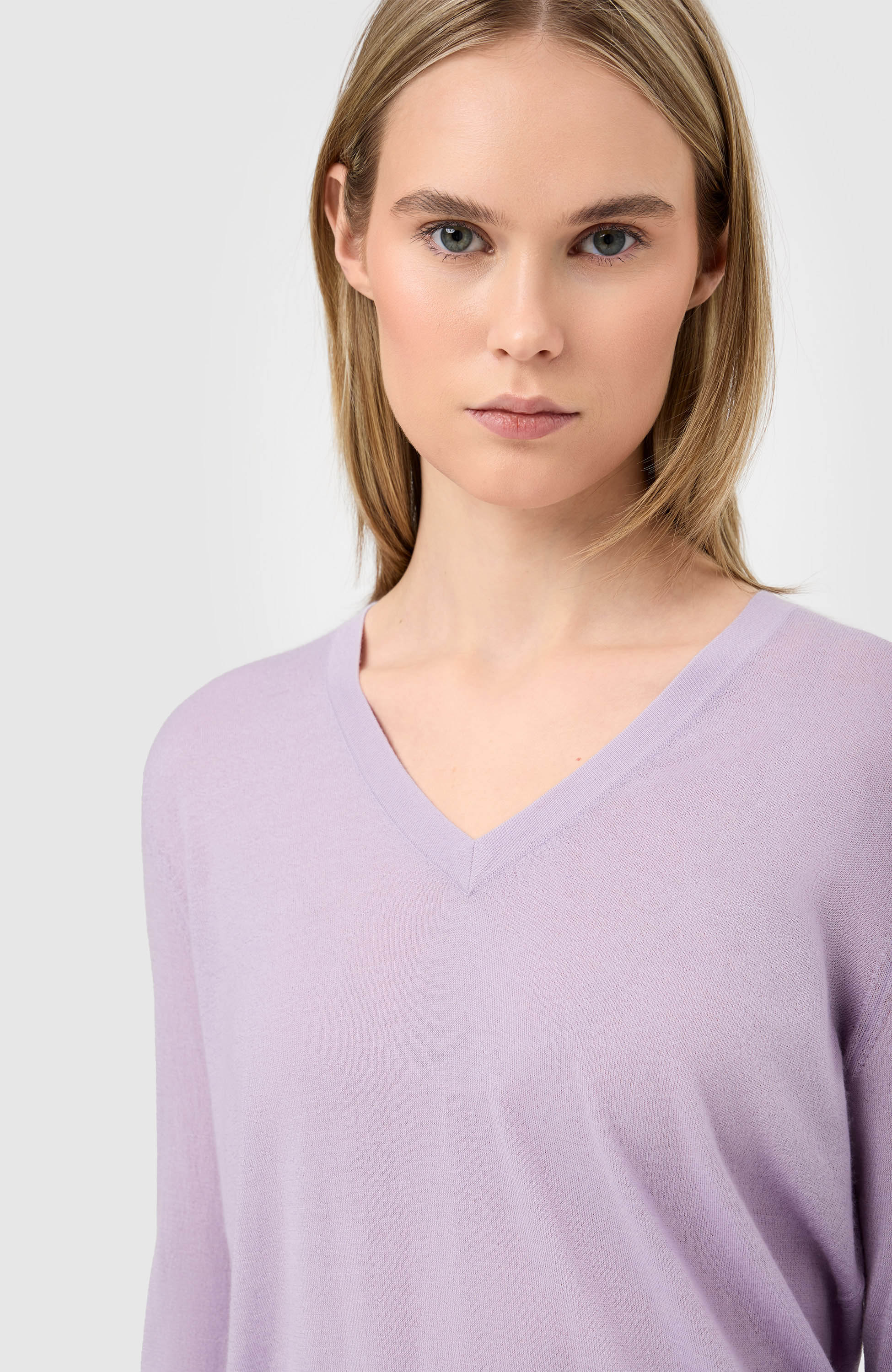 Lisa yang Purple Fine-knit v-neck top jane image 5