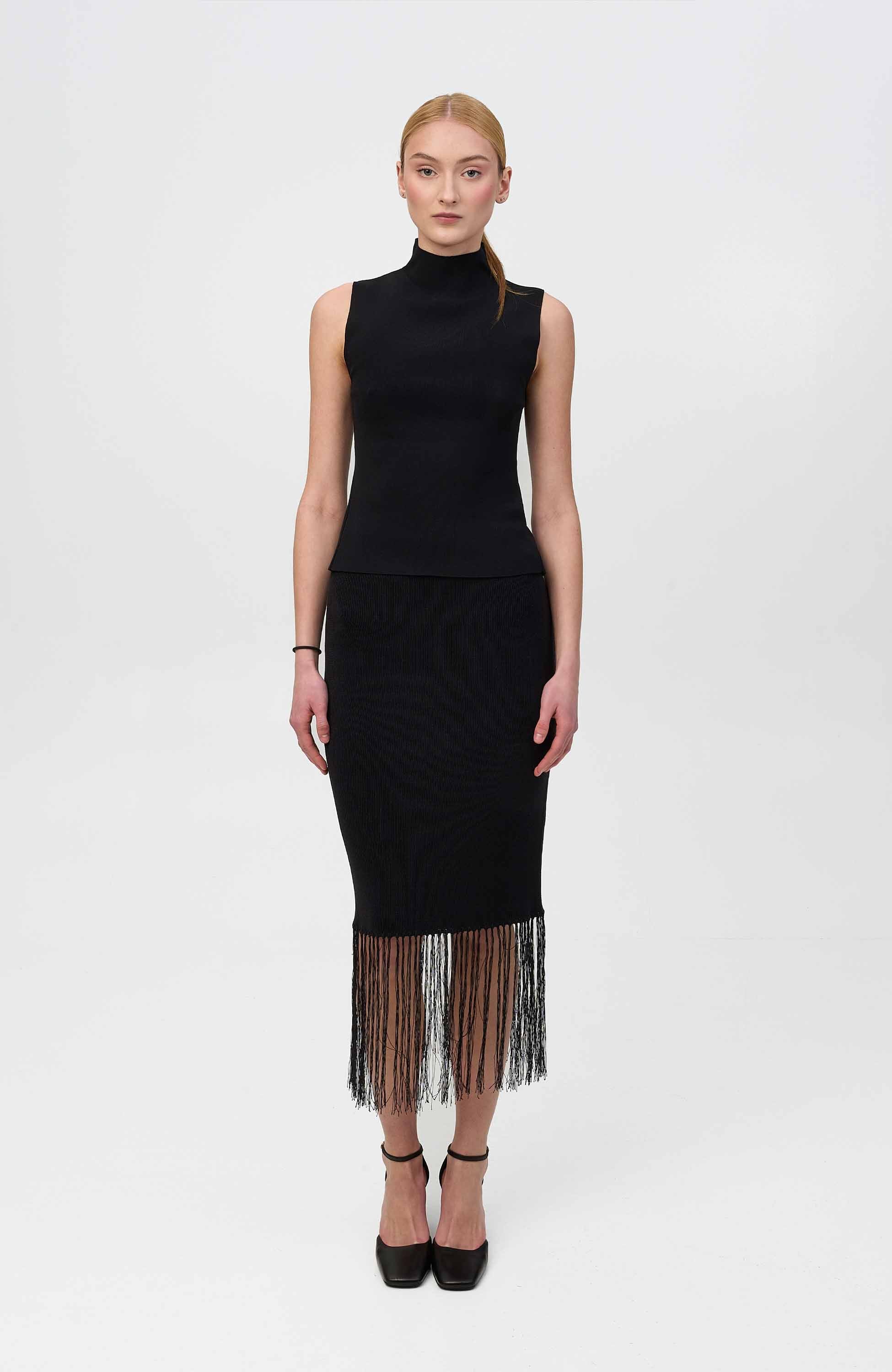 House of dagmar Black Open back top image 5