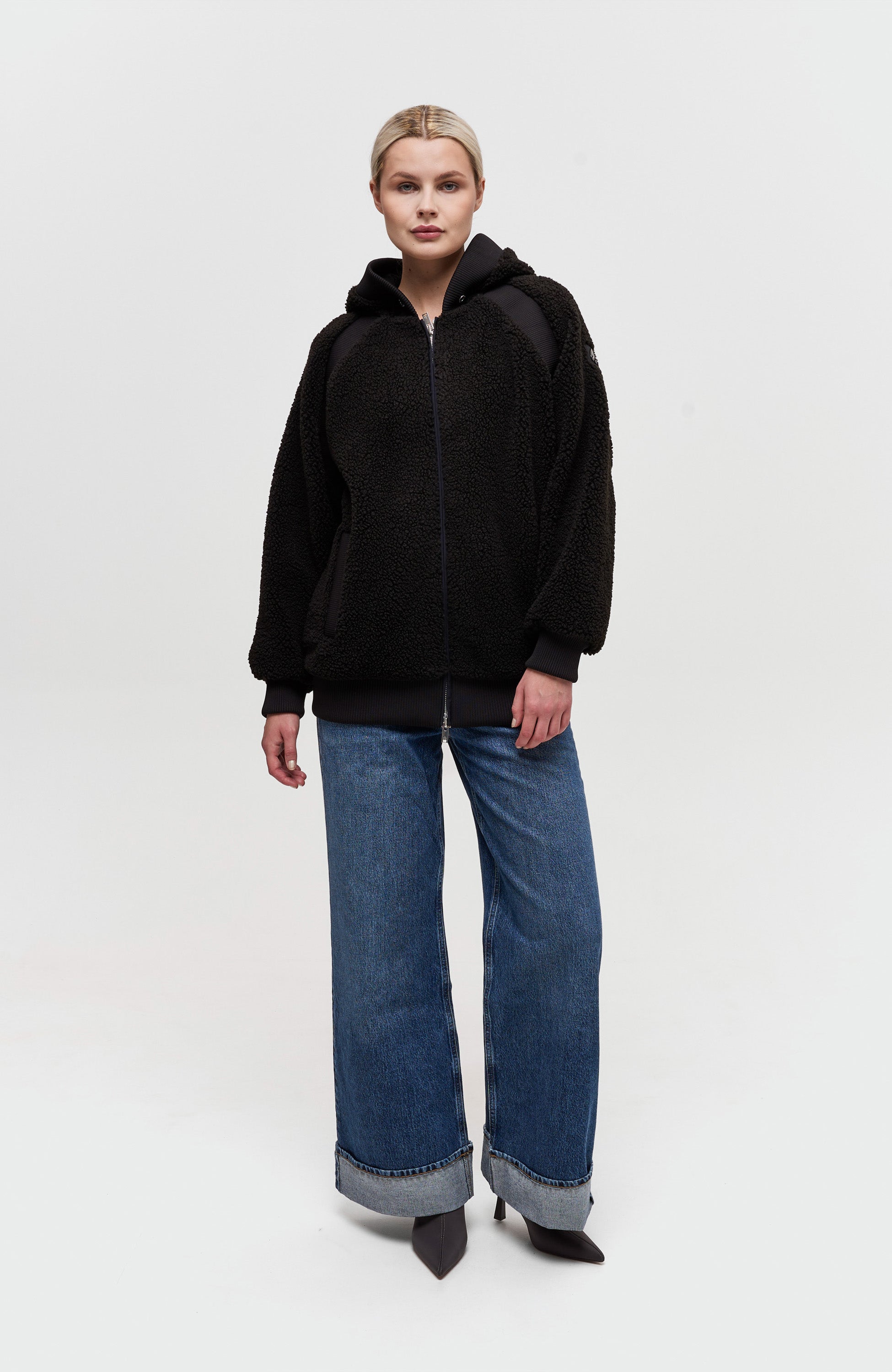 Moose knuckles Black Sherpa pusa kapuutsiga holland image 12