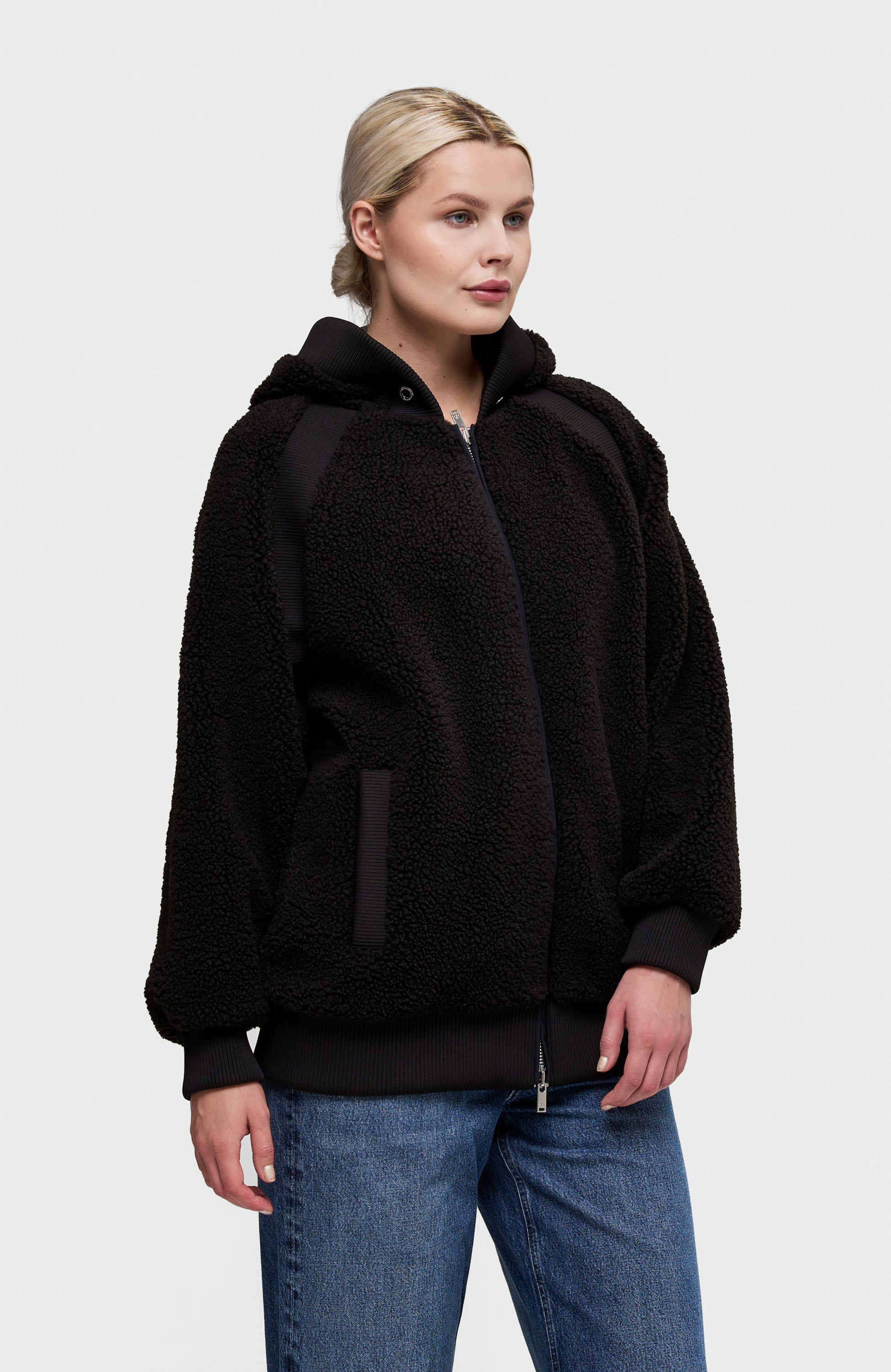 Moose knuckles Black Sherpa pusa kapuutsiga holland image 4
