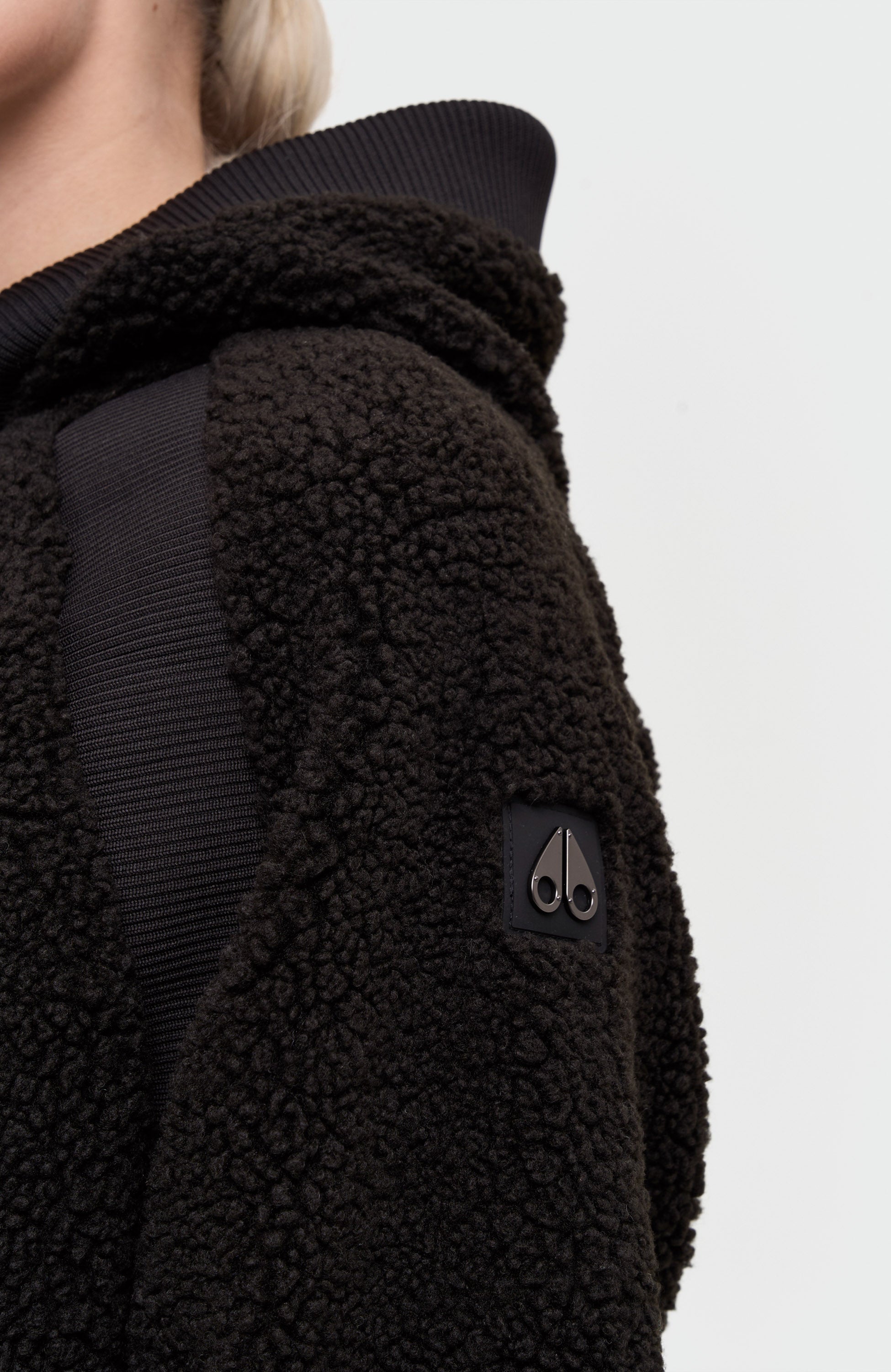 Moose knuckles Black Sherpa pusa kapuutsiga holland image 9