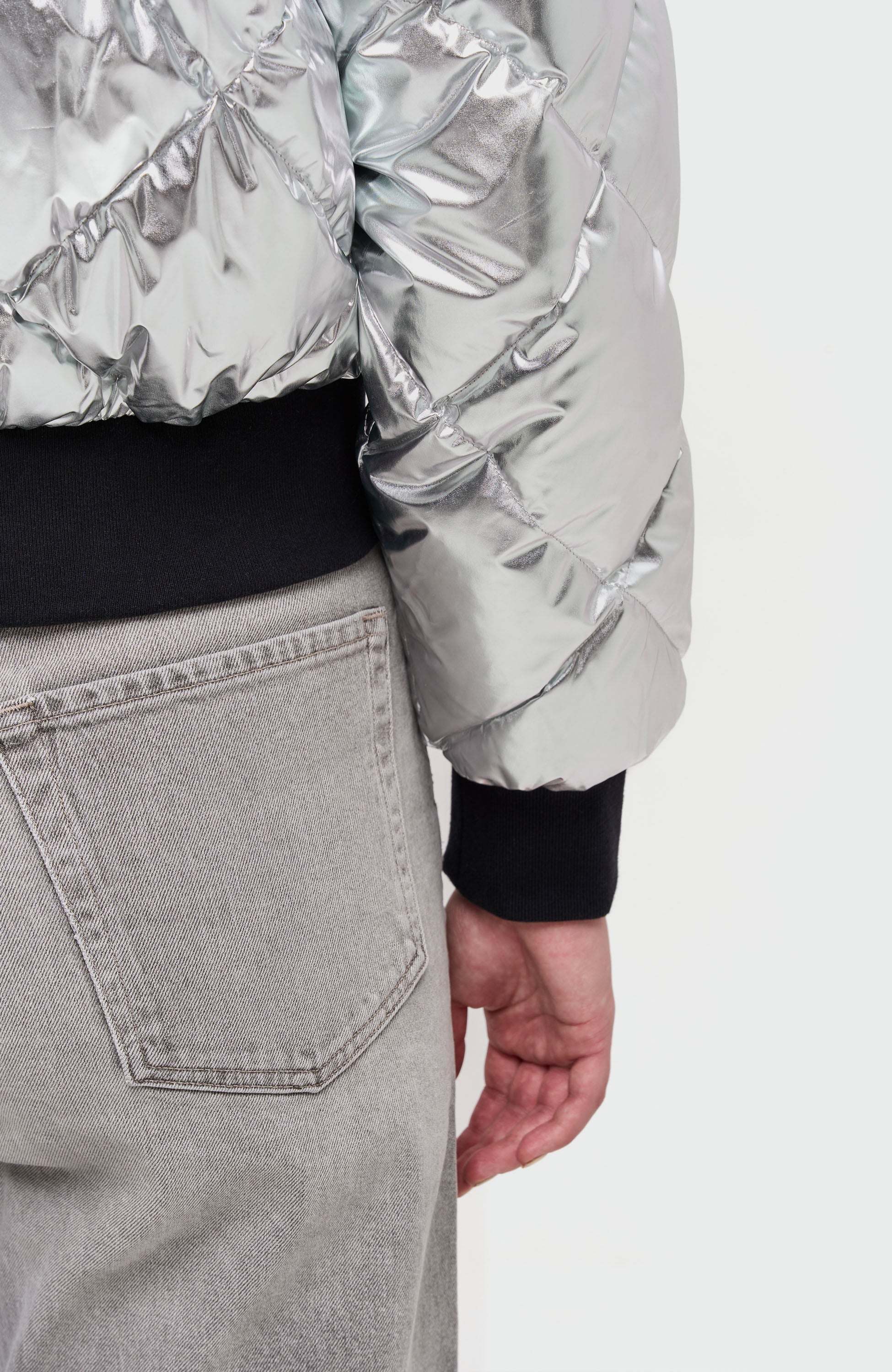 Moose knuckles Silver Metalse viimistlusega polsterdatud jope bankhead image 9