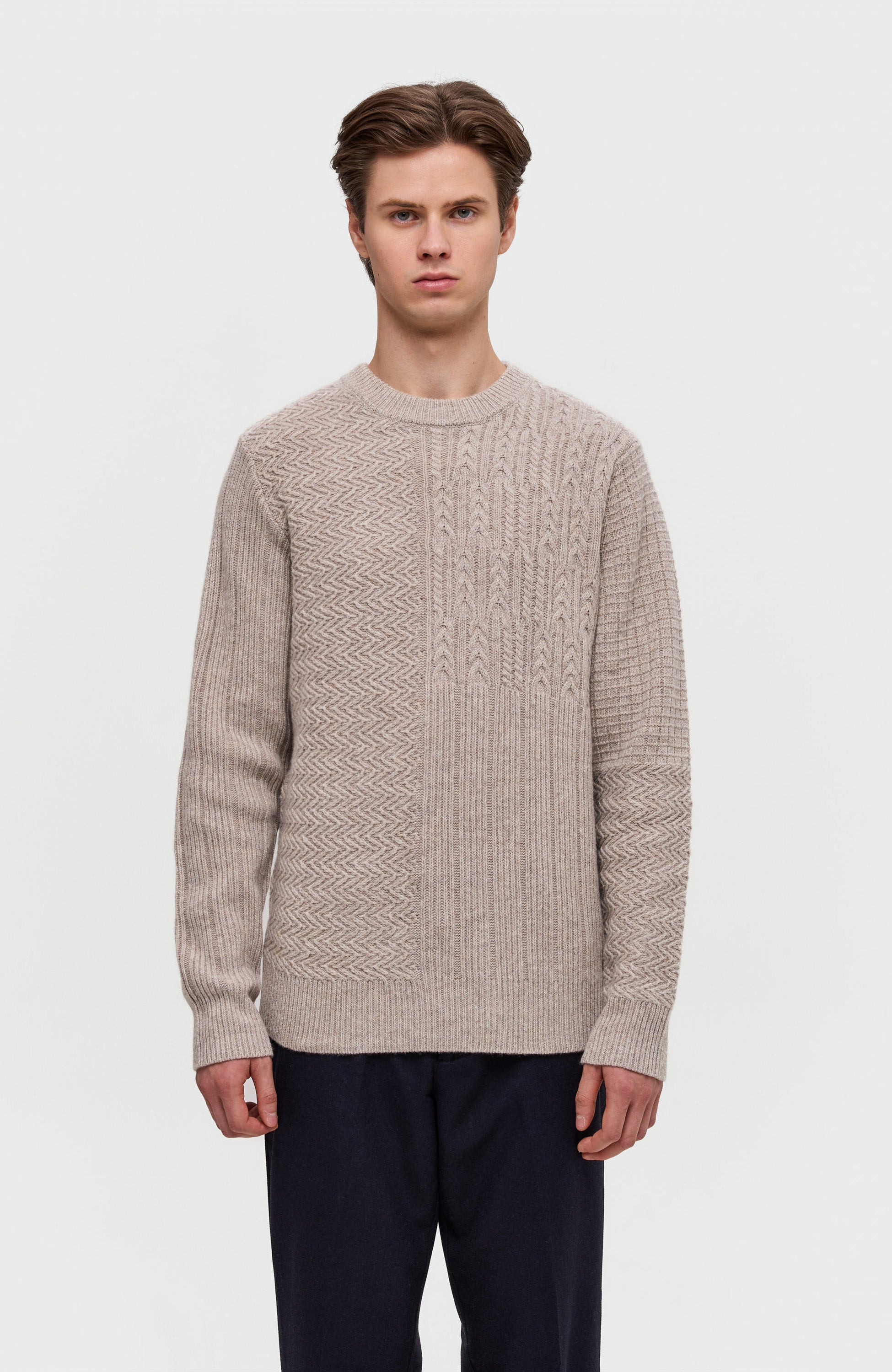 Sweter z dzianiny z okrągłym dekoltem FERNANDO