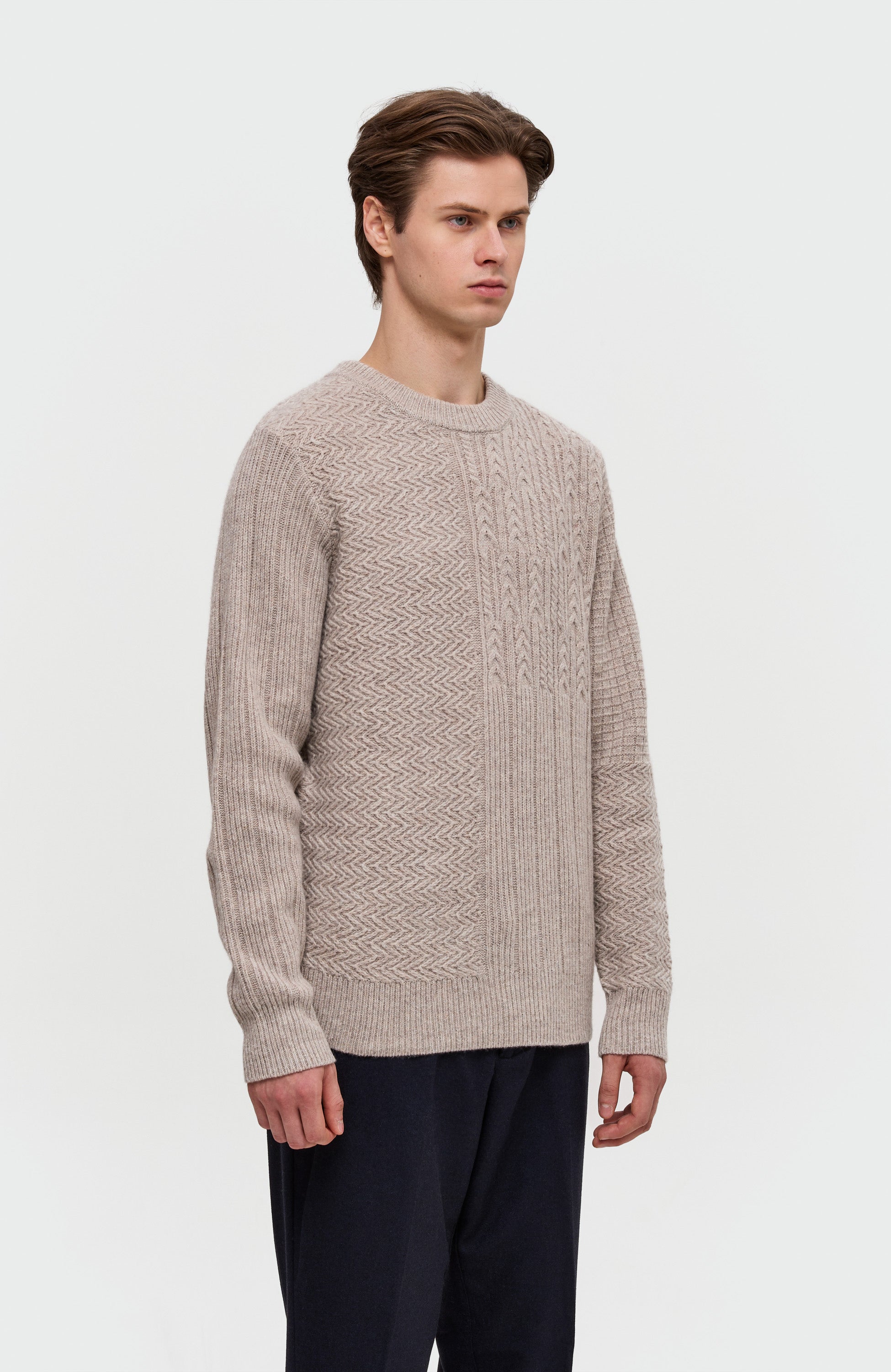 Les deux Neutral Sweter z dzianiny z okrągłym dekoltem fernando image 3