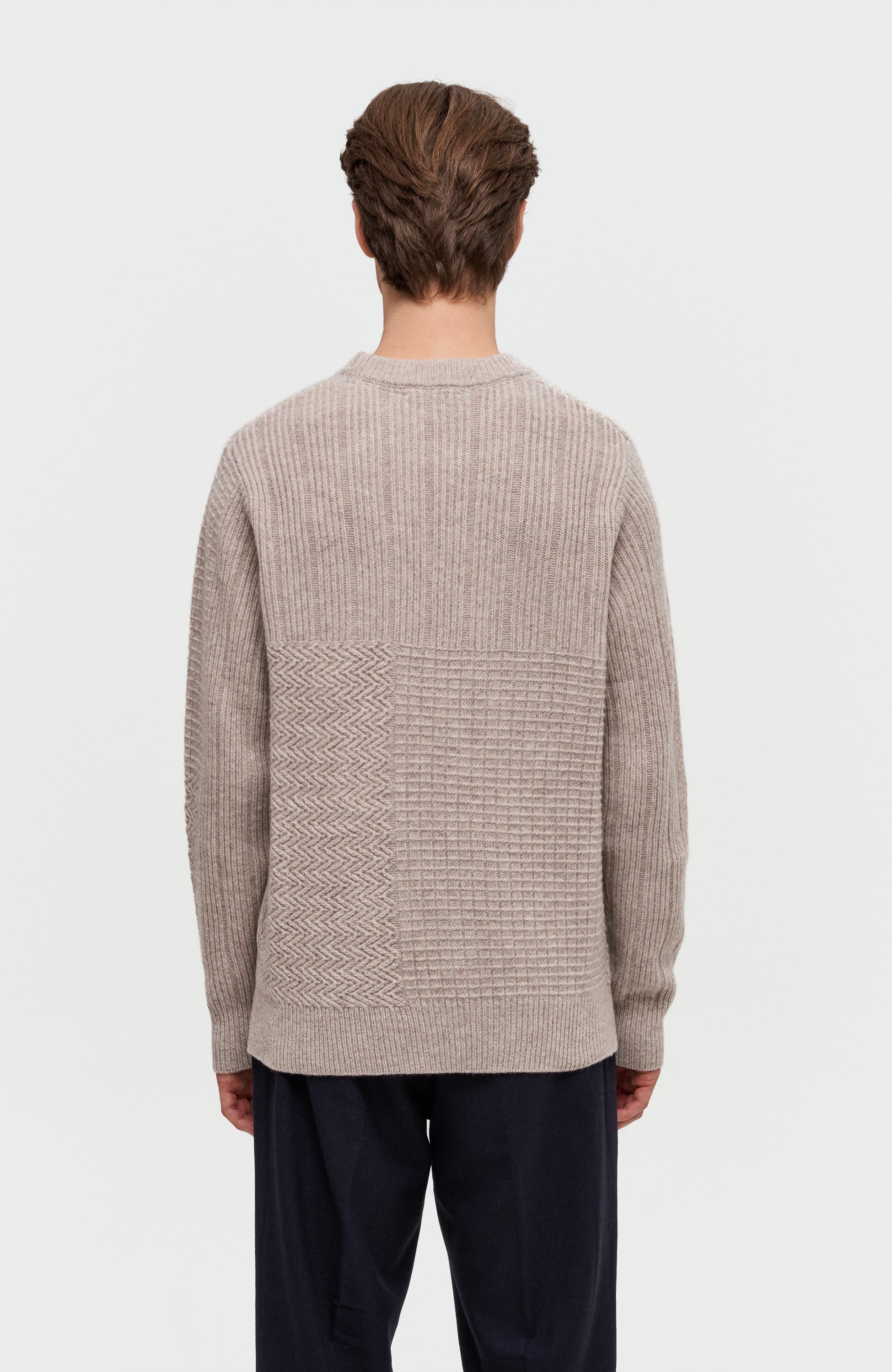 Les deux Neutral Sweter z dzianiny z okrągłym dekoltem fernando image 4