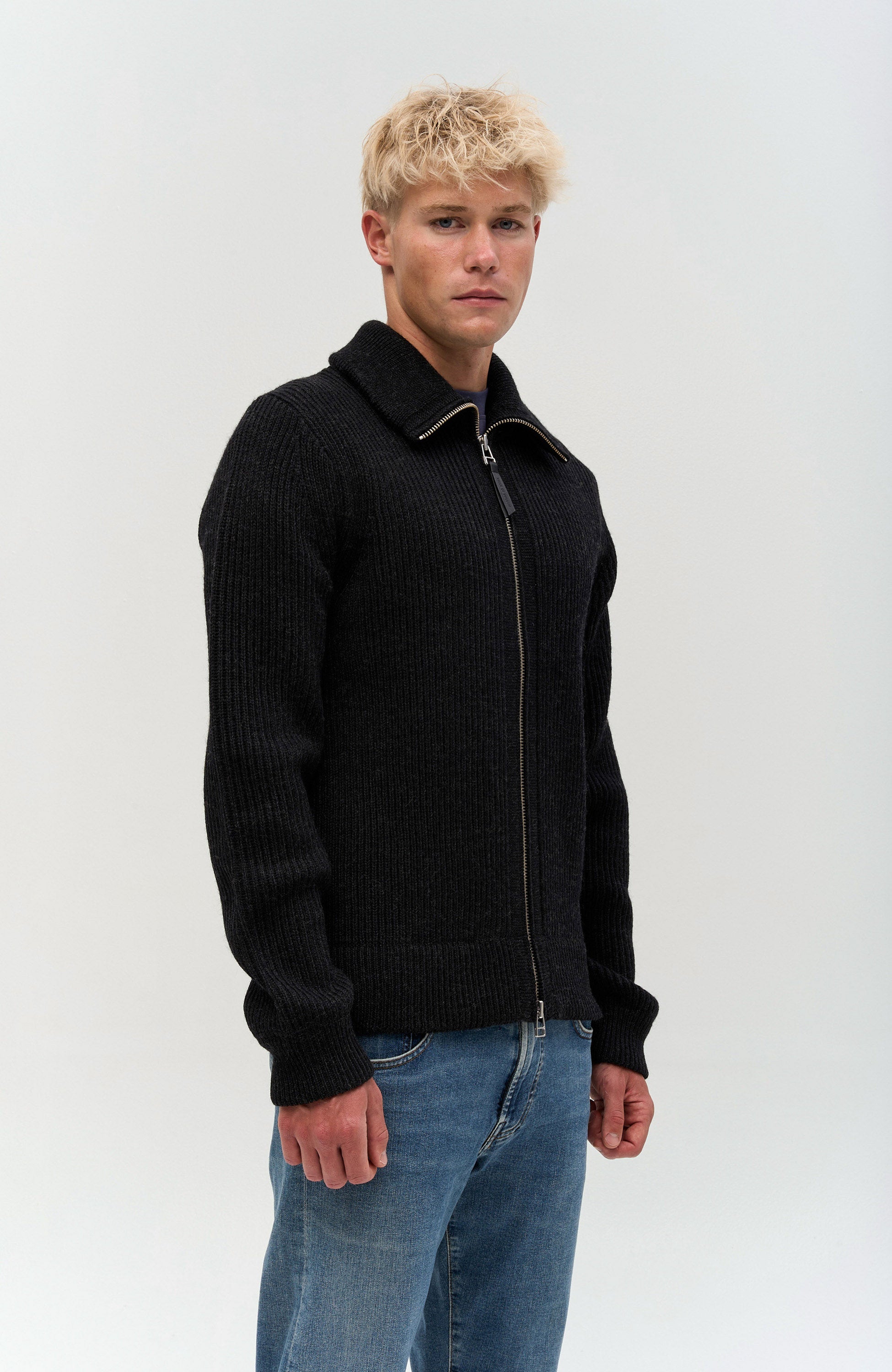 Tiger of sweden Grey Chunky knit cardigan niall image 4