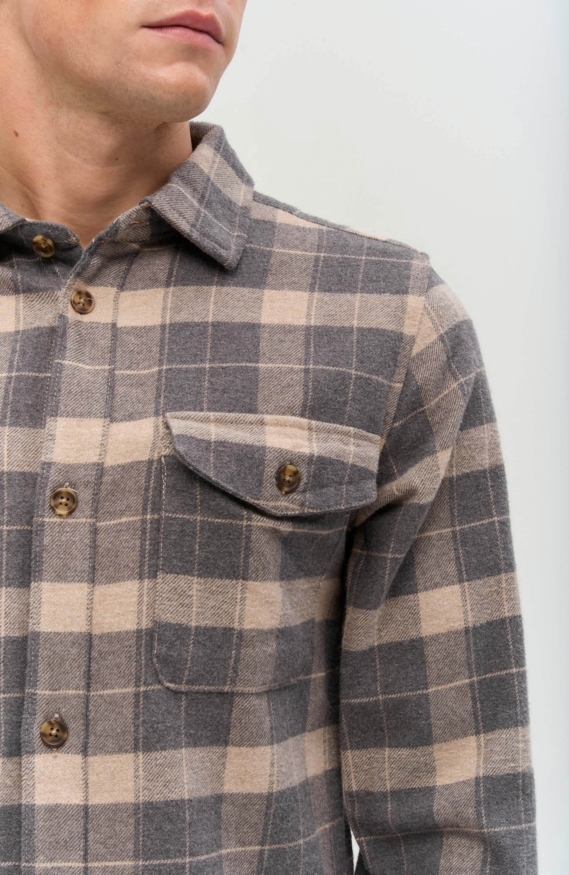Les deux Grey Flannel check overshirt lennon image 6