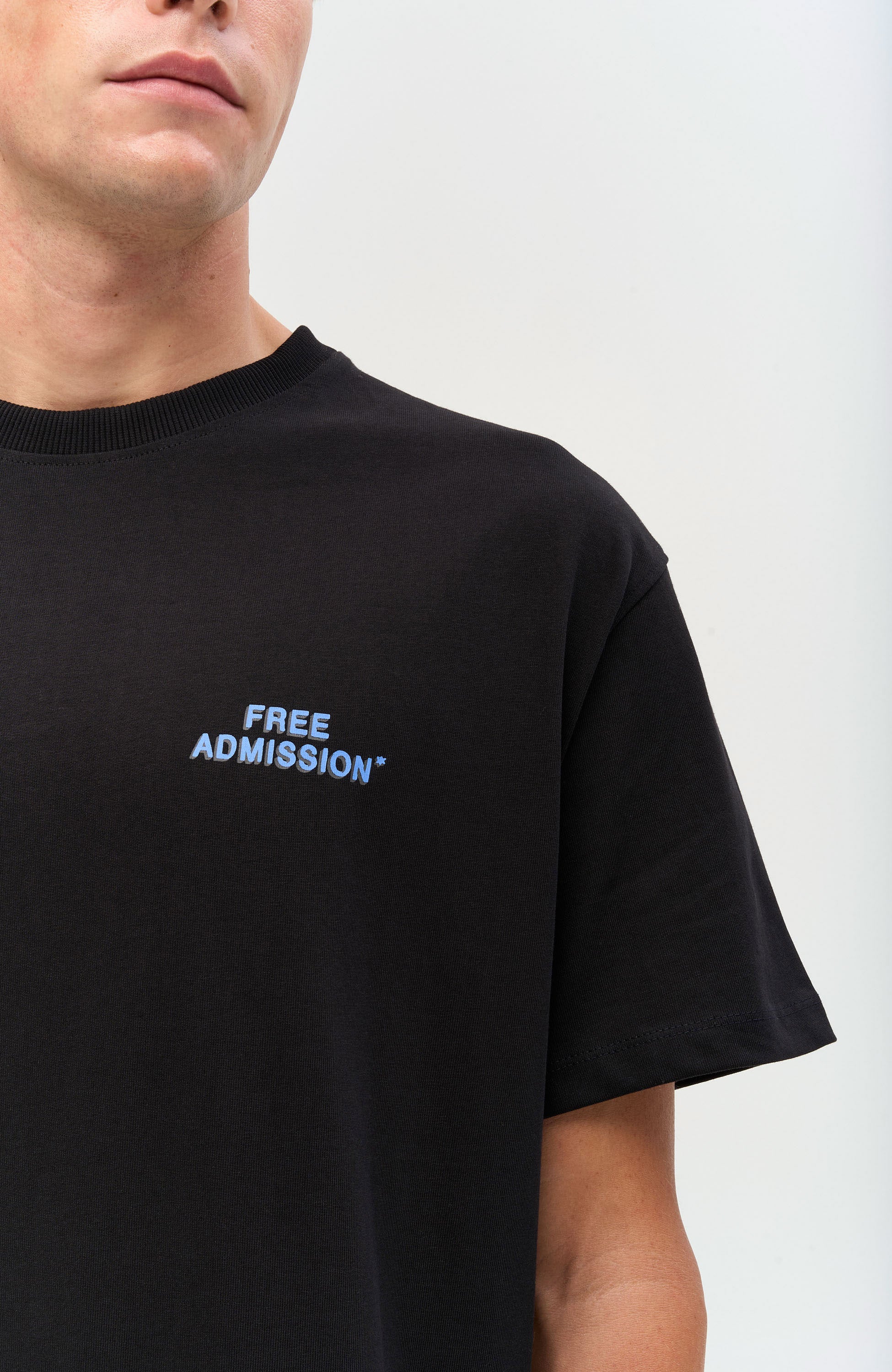 Les deux Black Cotton t-shirt late night service image 4