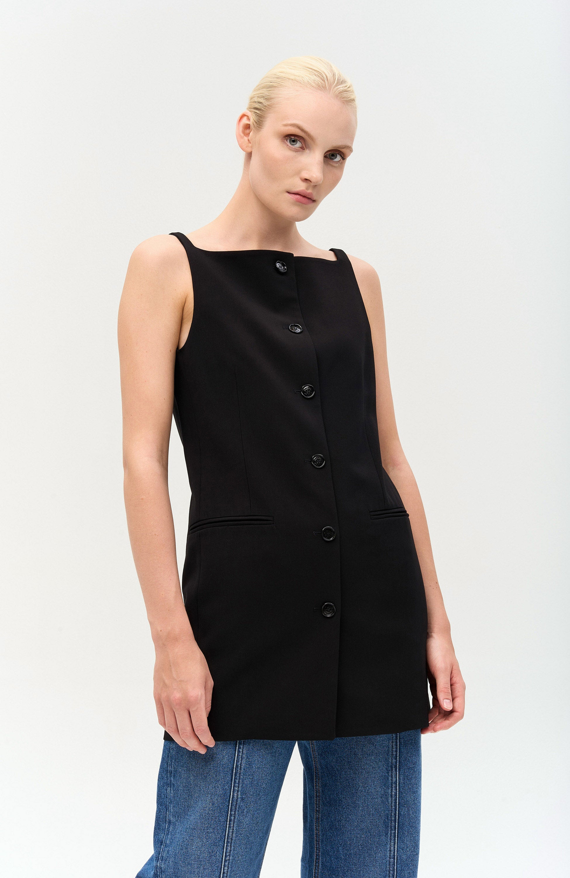 House of dagmar Black Tailored squared top image 3