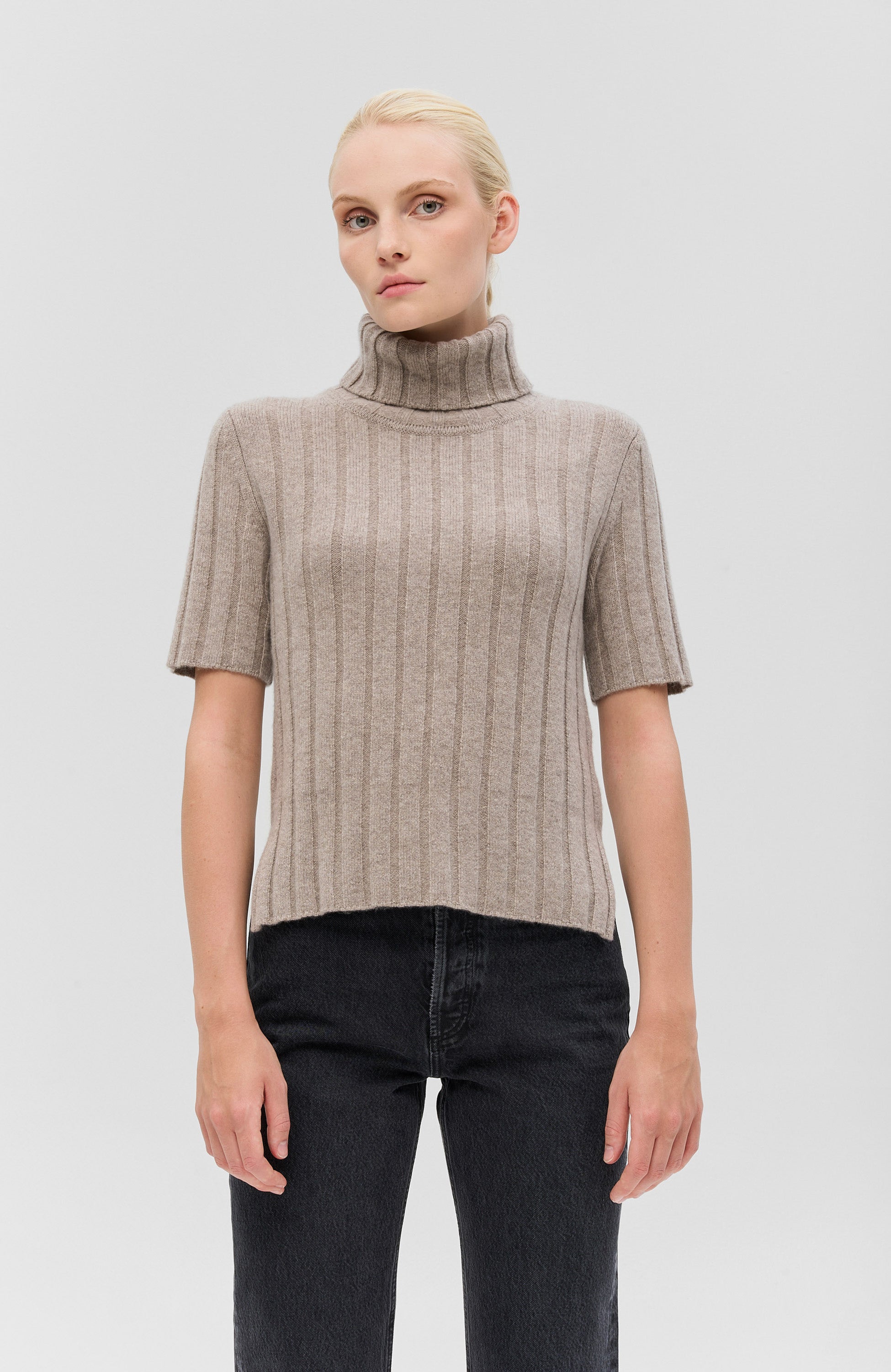 Ftc cashmere Beige Sweter z krótkim rękawem image 4