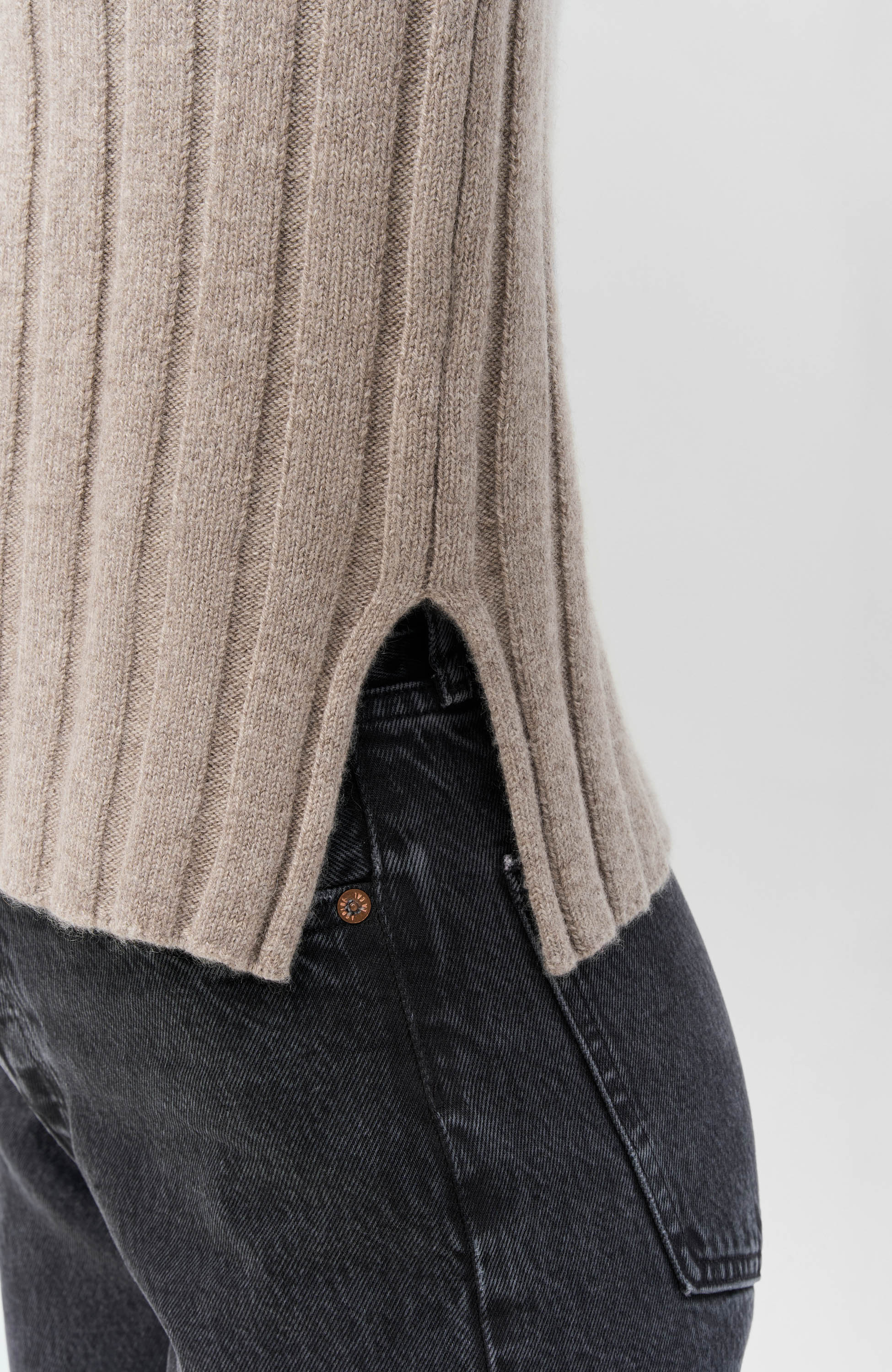 Ftc cashmere Beige Sweter z krótkim rękawem image 7