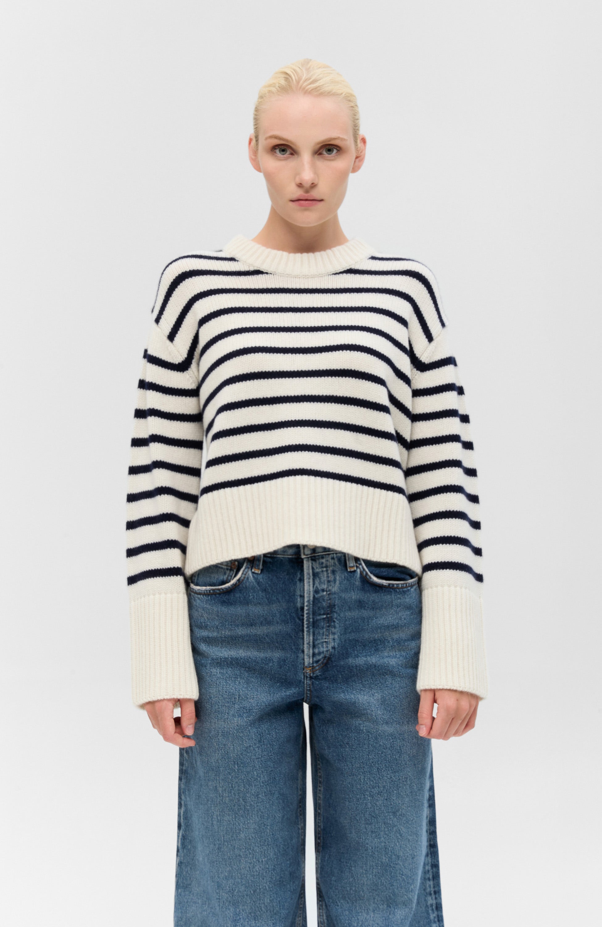 Lisa yang Neutral Striped cashmere sweater sony image 3