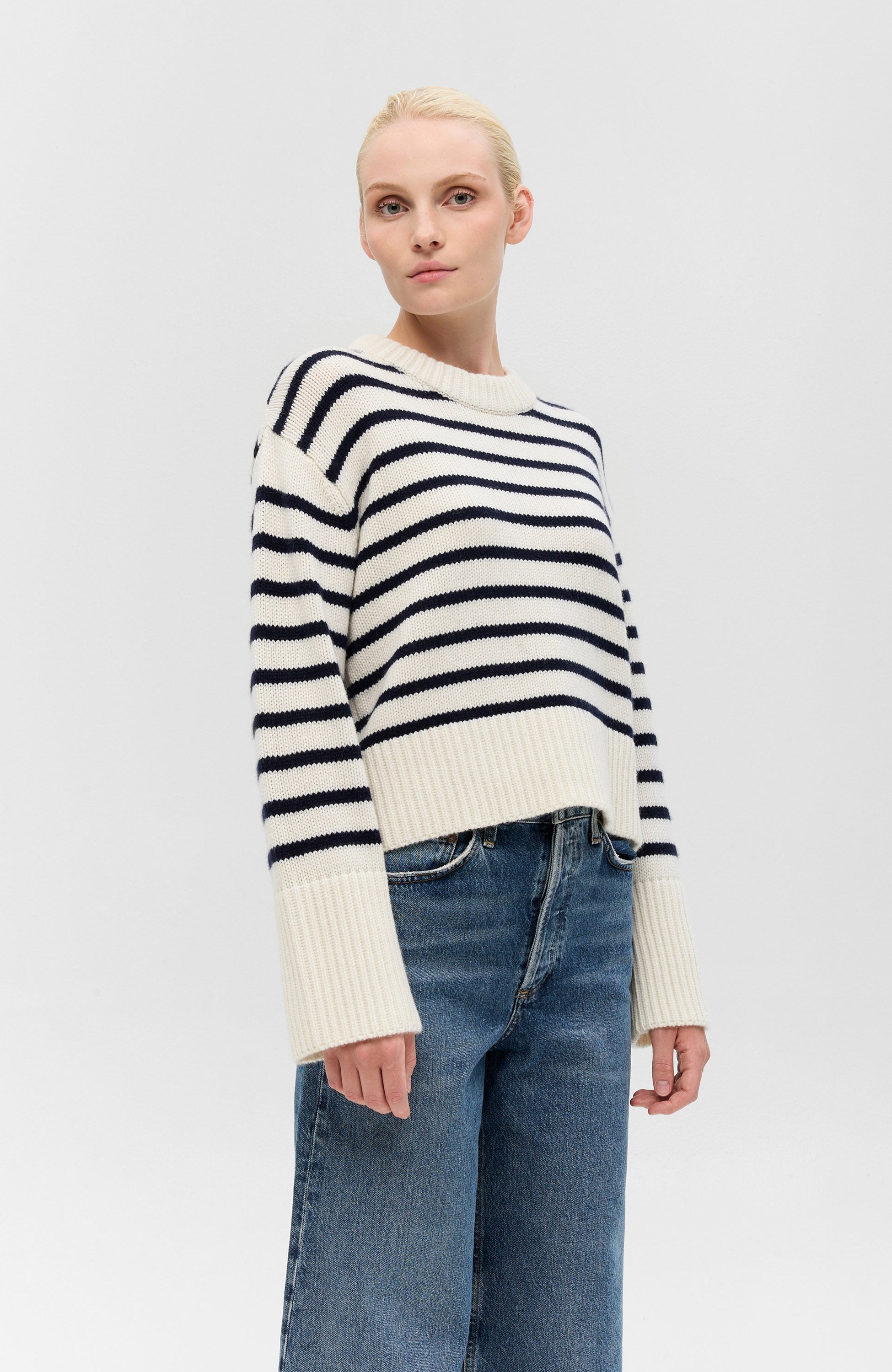 Lisa yang Neutral Striped cashmere sweater sony image 4